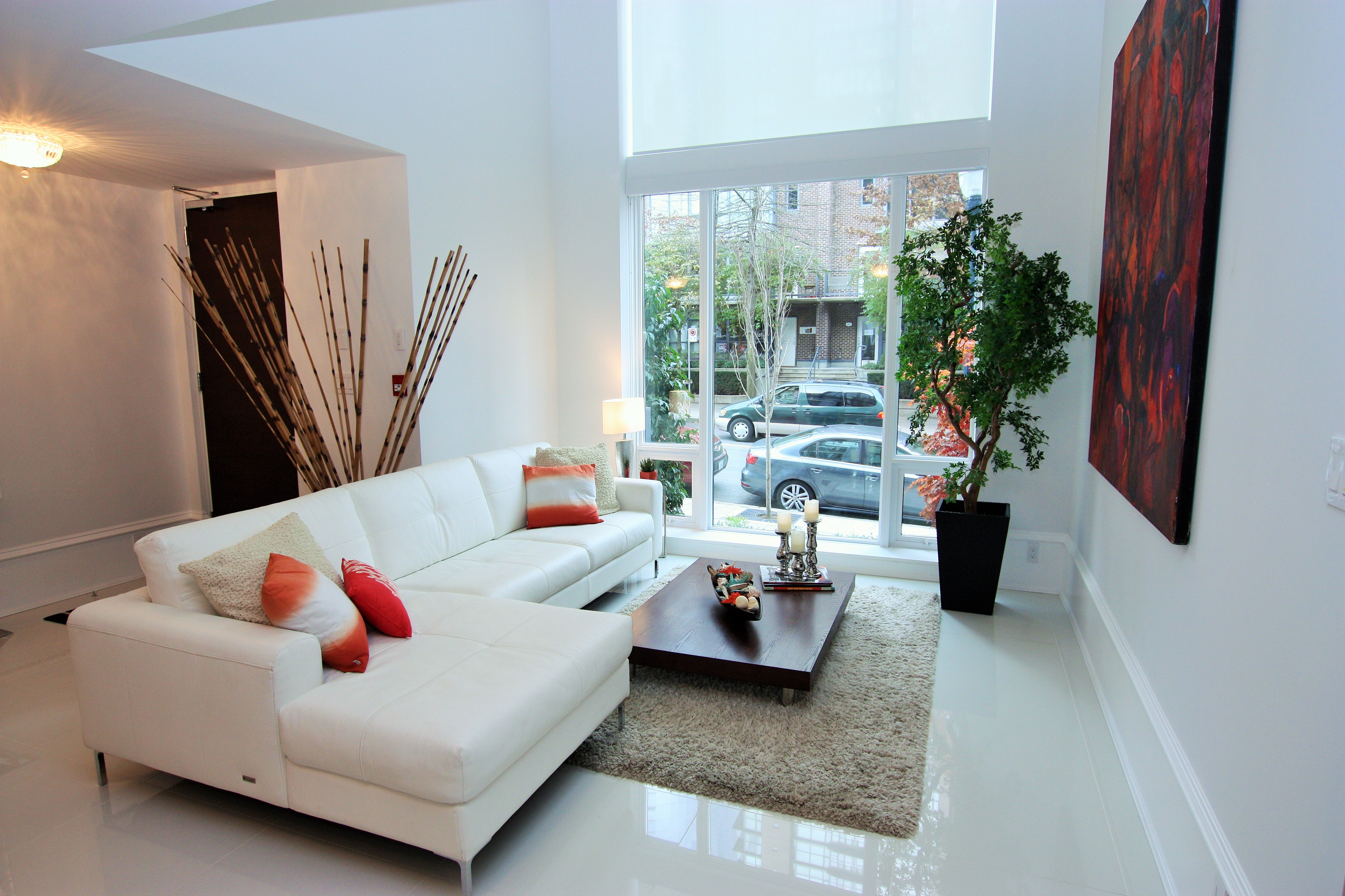 888 HELMCKEN Street  Vancouver BC, V6Z 1V8 5