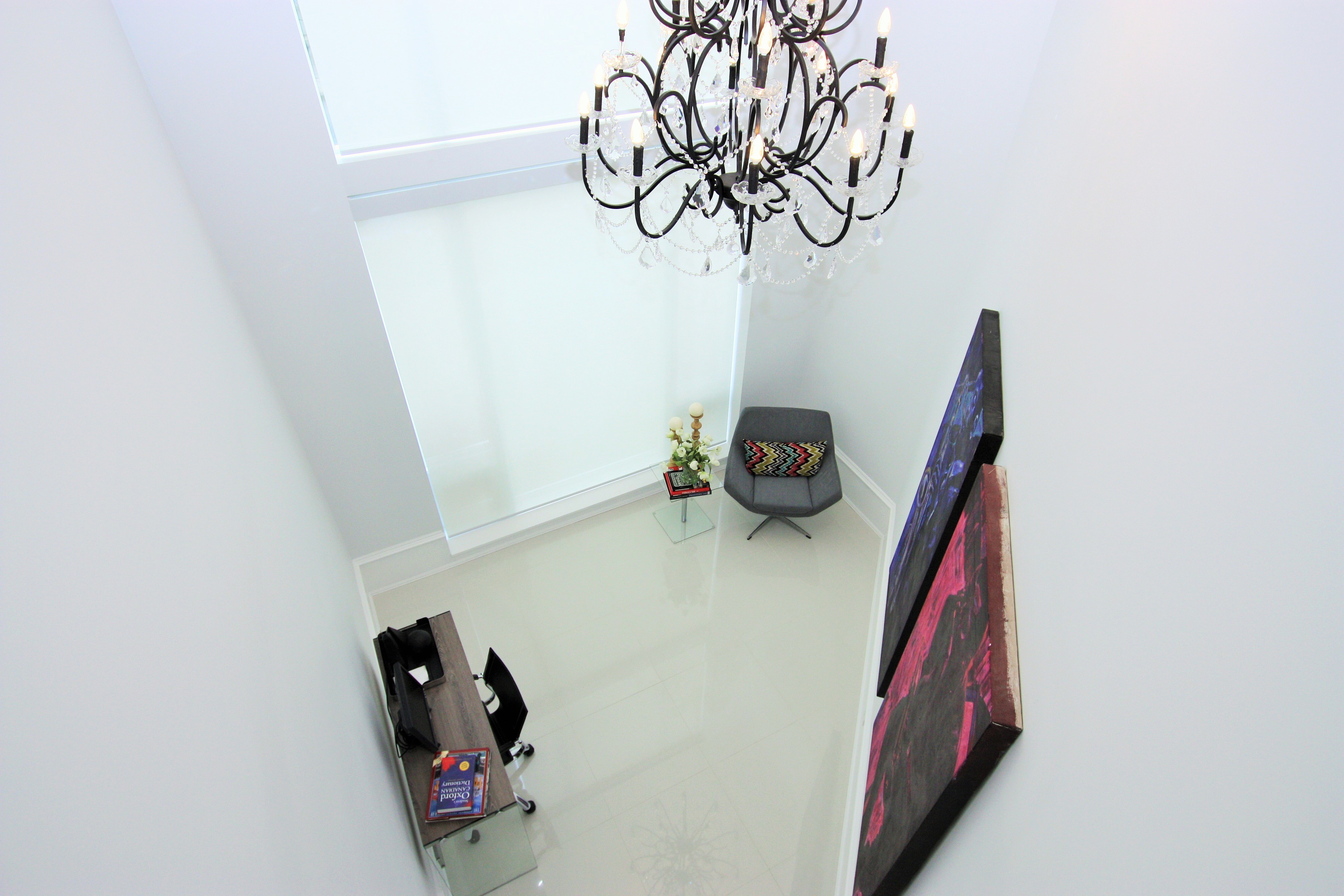 888 HELMCKEN Street  Vancouver BC, V6Z 1V8 11