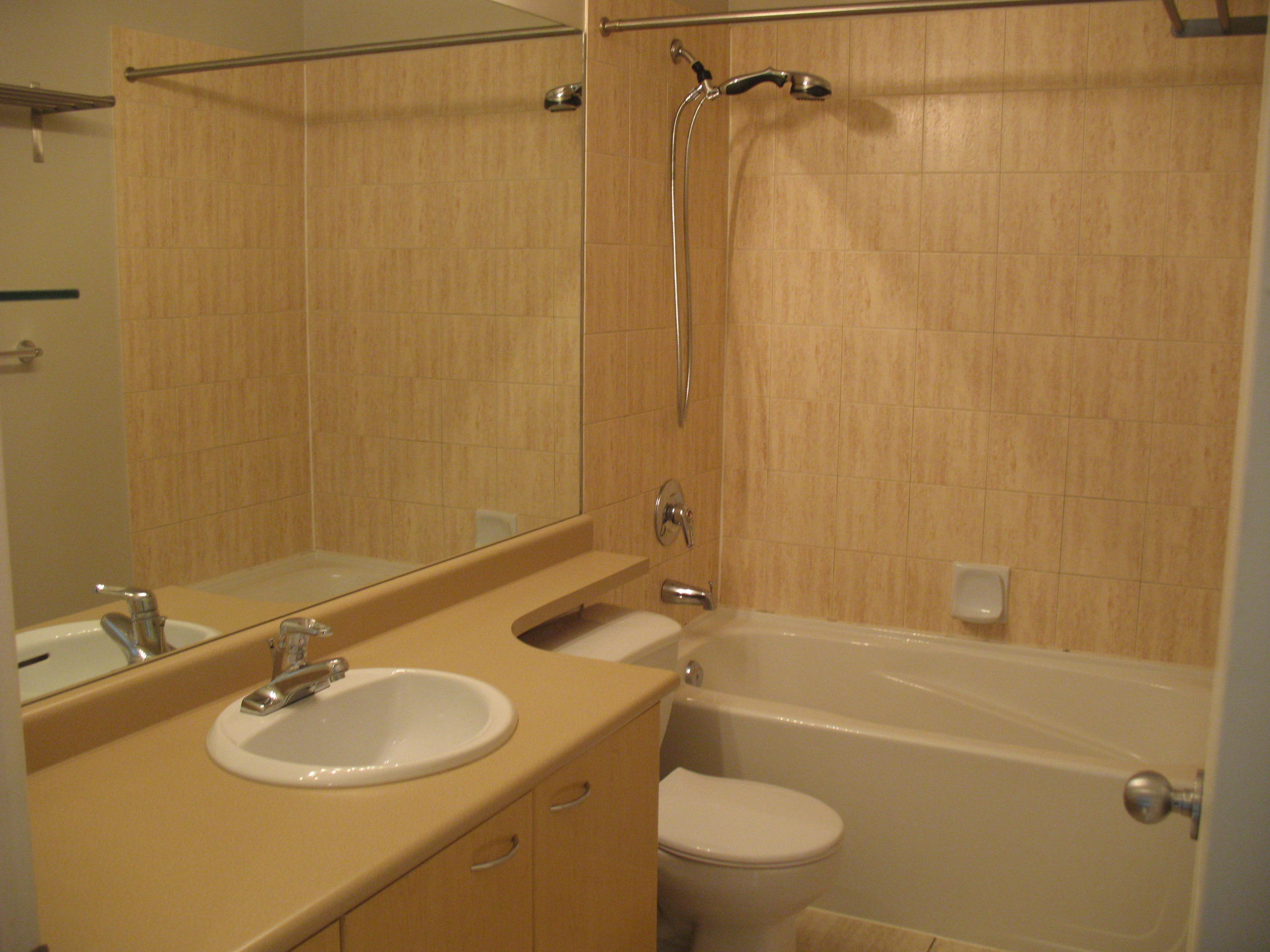 110 2288 MARSTRAND Ave 7