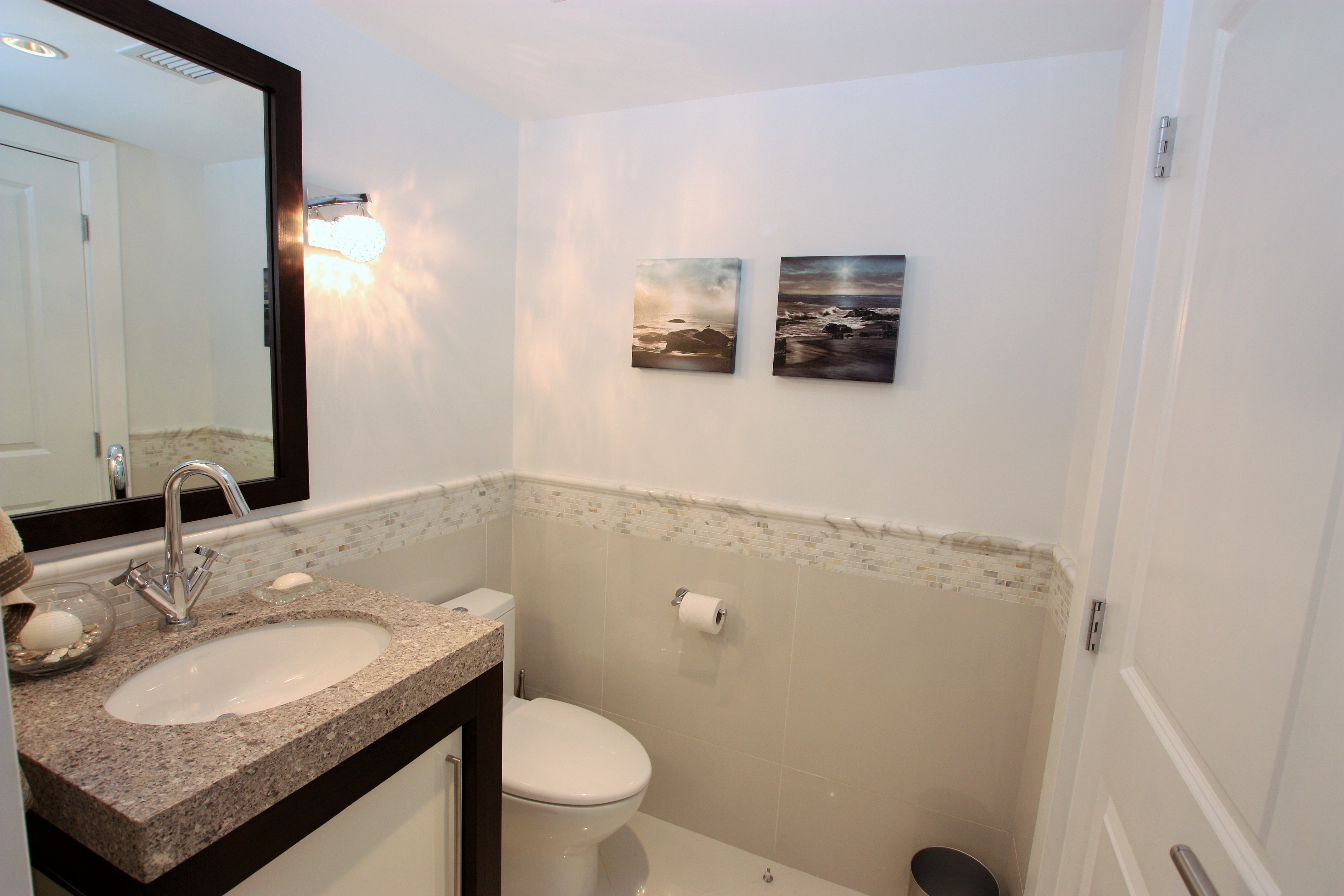 888 HELMCKEN Street  Vancouver BC, V6Z 1V8 13