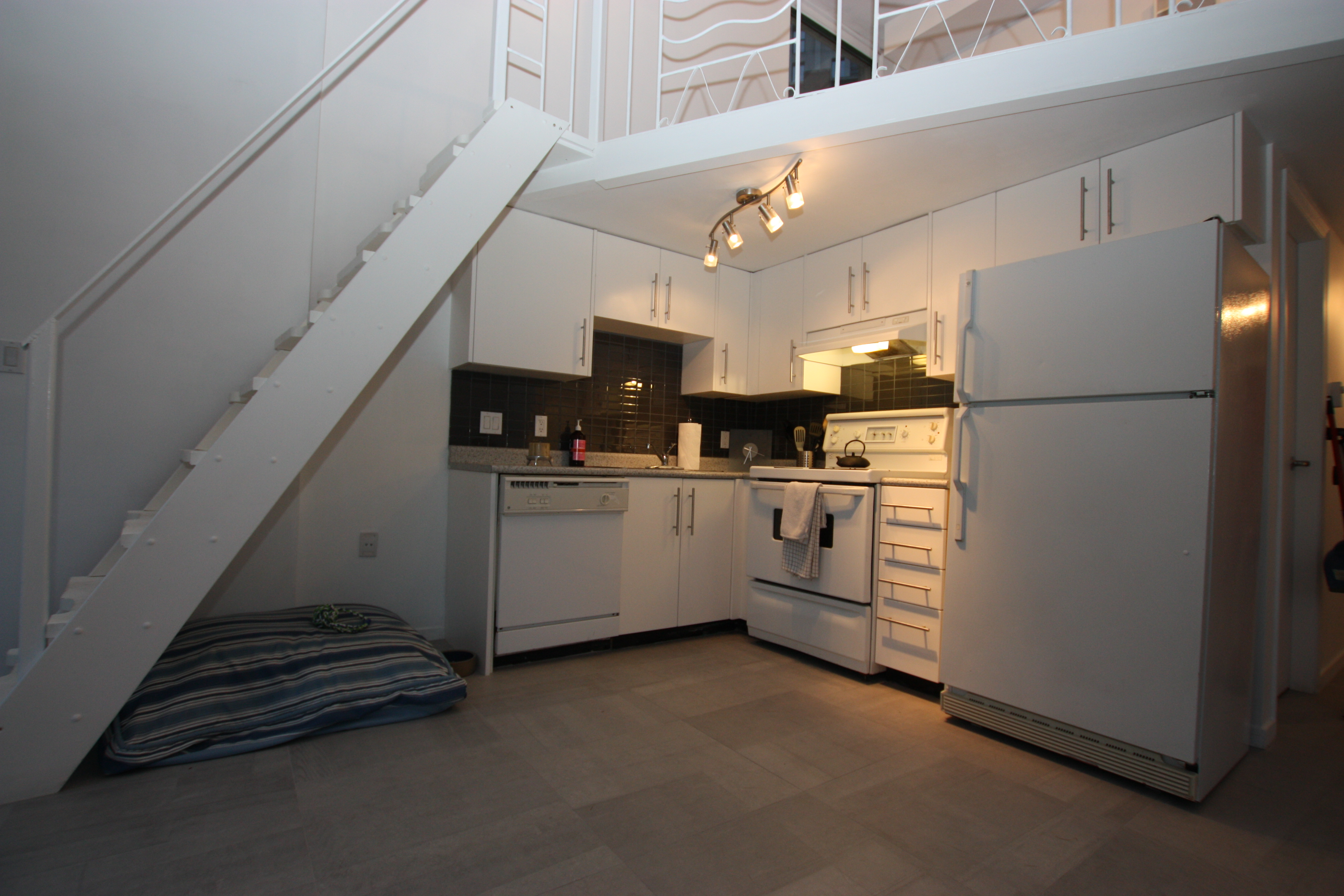 311-1 E CORDOVA ST  VANCOUVER V6A 4H3 2