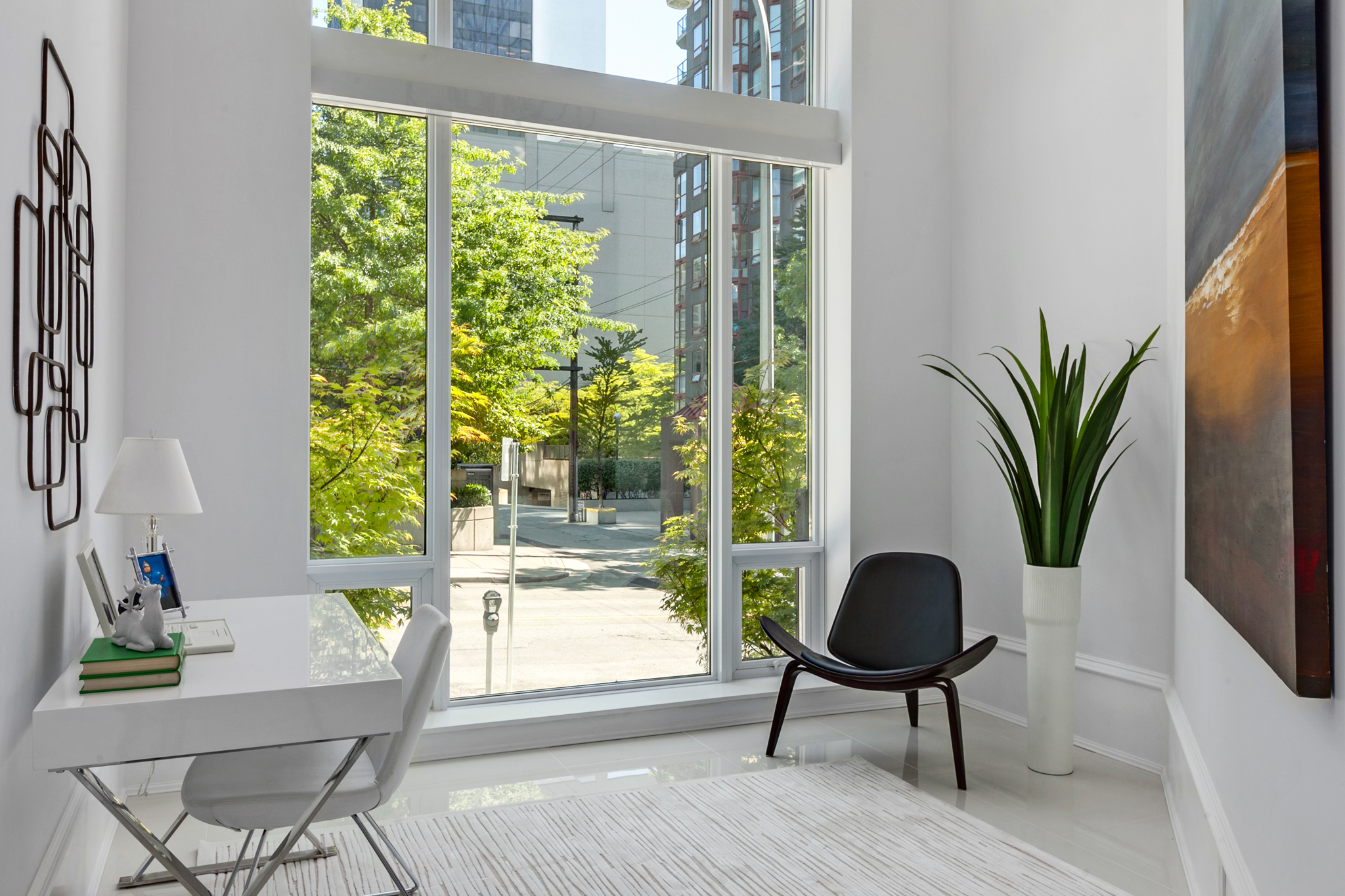 888 HELMCKEN Street  Vancouver BC, V6Z 1V8 22