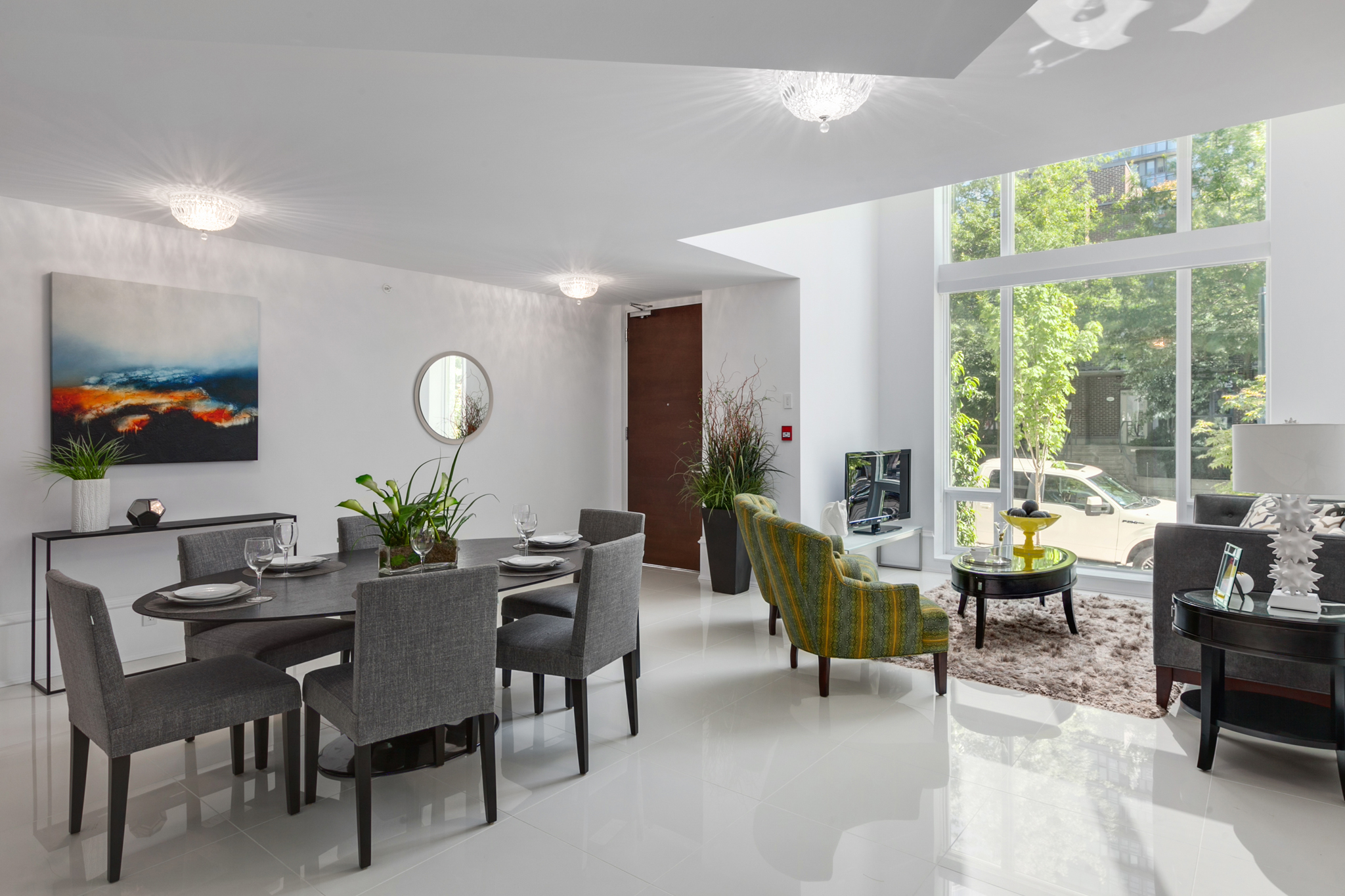 888 HELMCKEN Street  Vancouver BC, V6Z 1V8 26