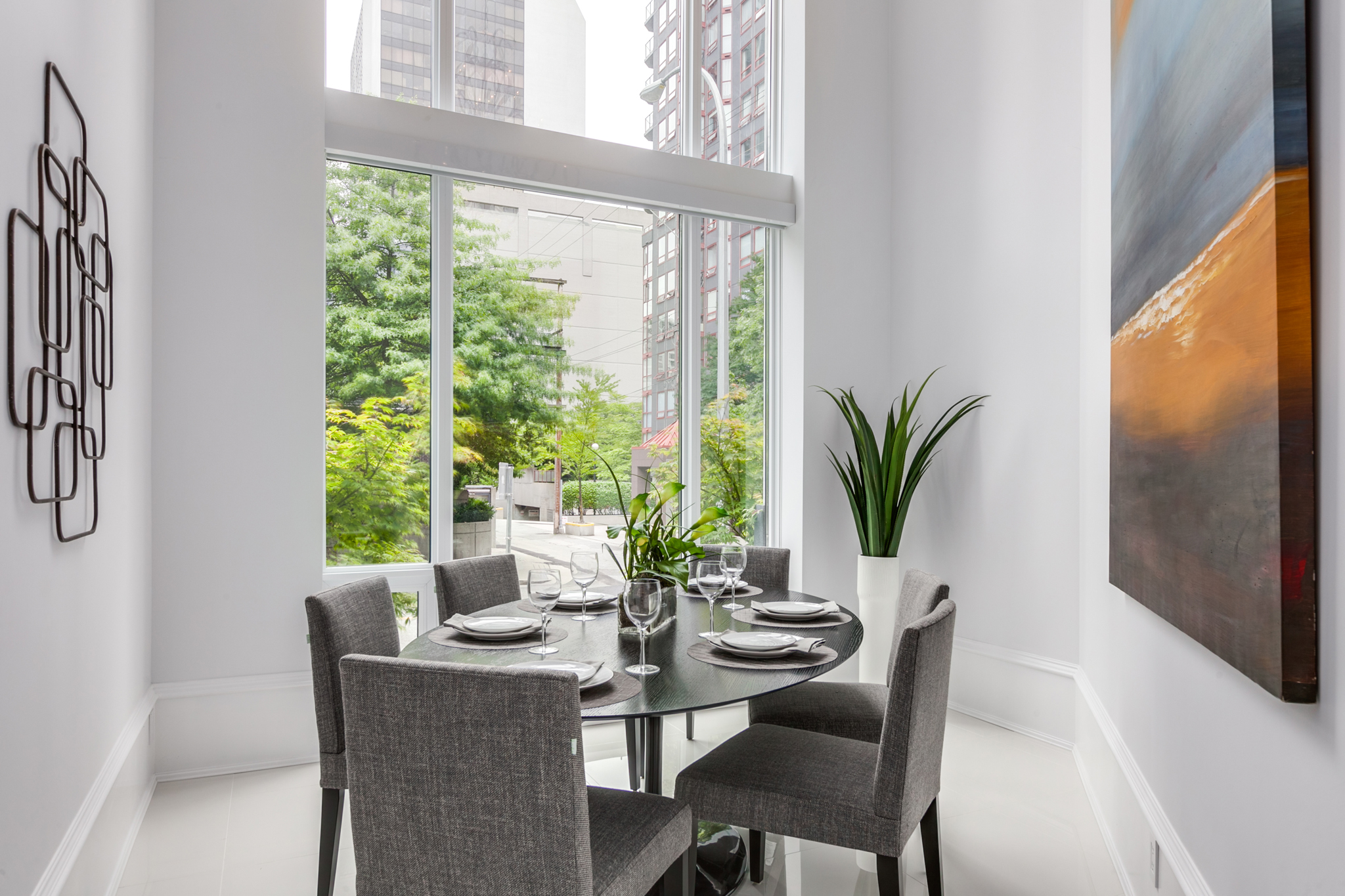 888 HELMCKEN Street  Vancouver BC, V6Z 1V8 23