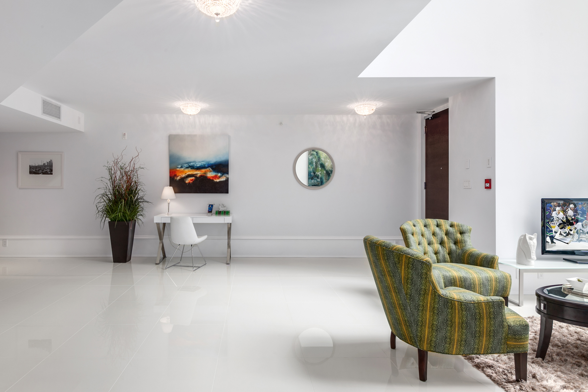 888 HELMCKEN Street  Vancouver BC, V6Z 1V8 29