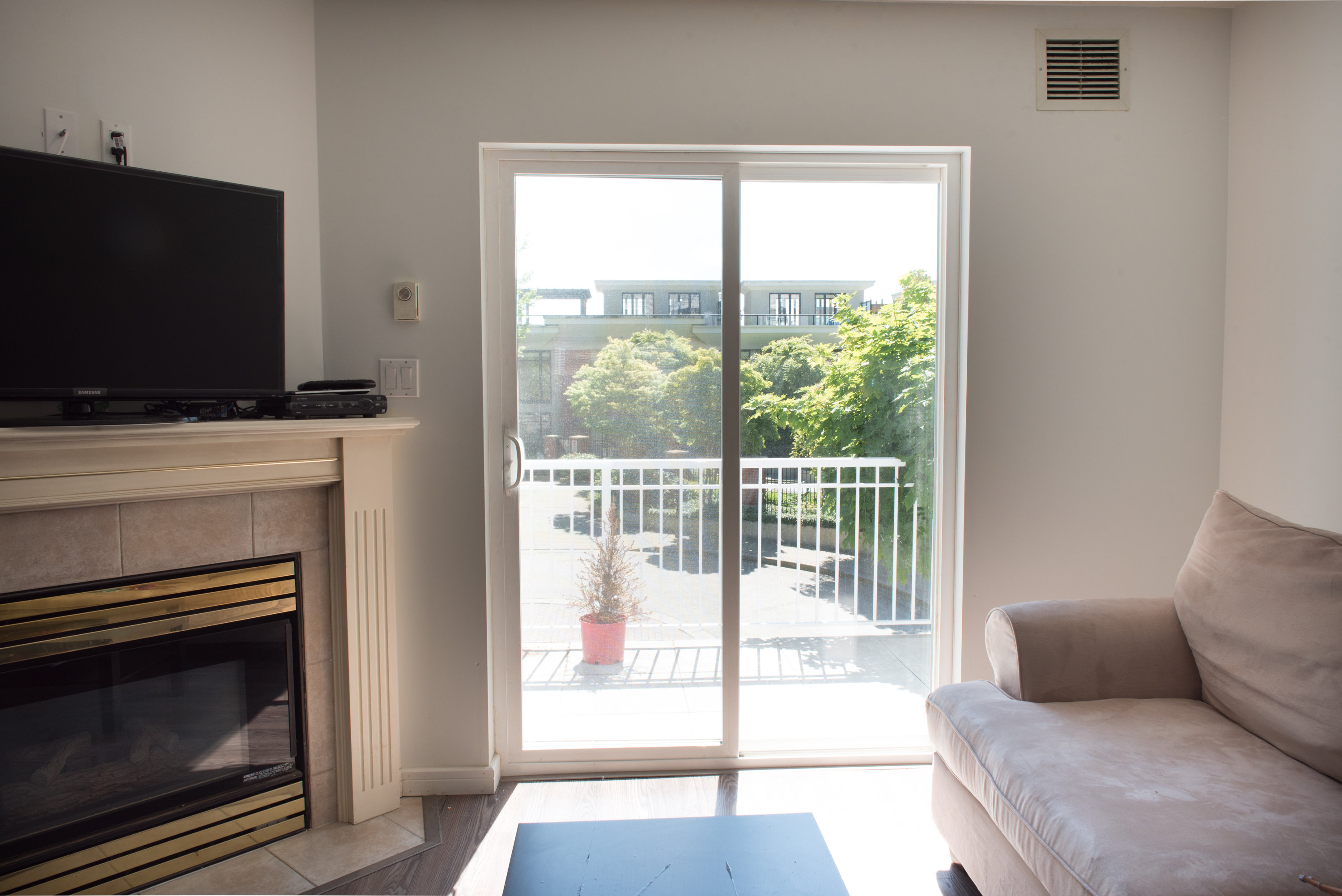 113 624 AGNES STREET, New Westminster, BC 6