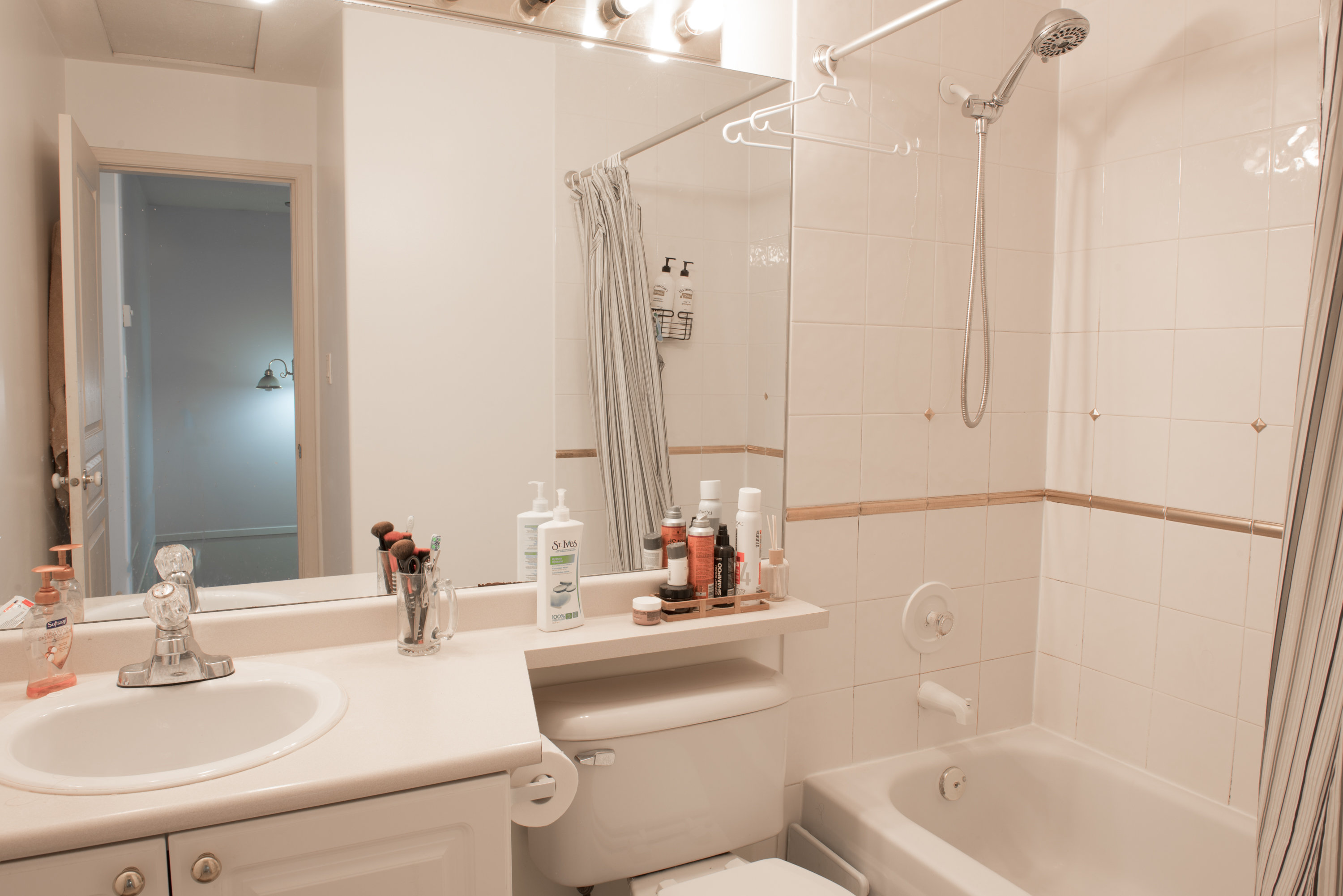 113 624 AGNES STREET, New Westminster, BC 24