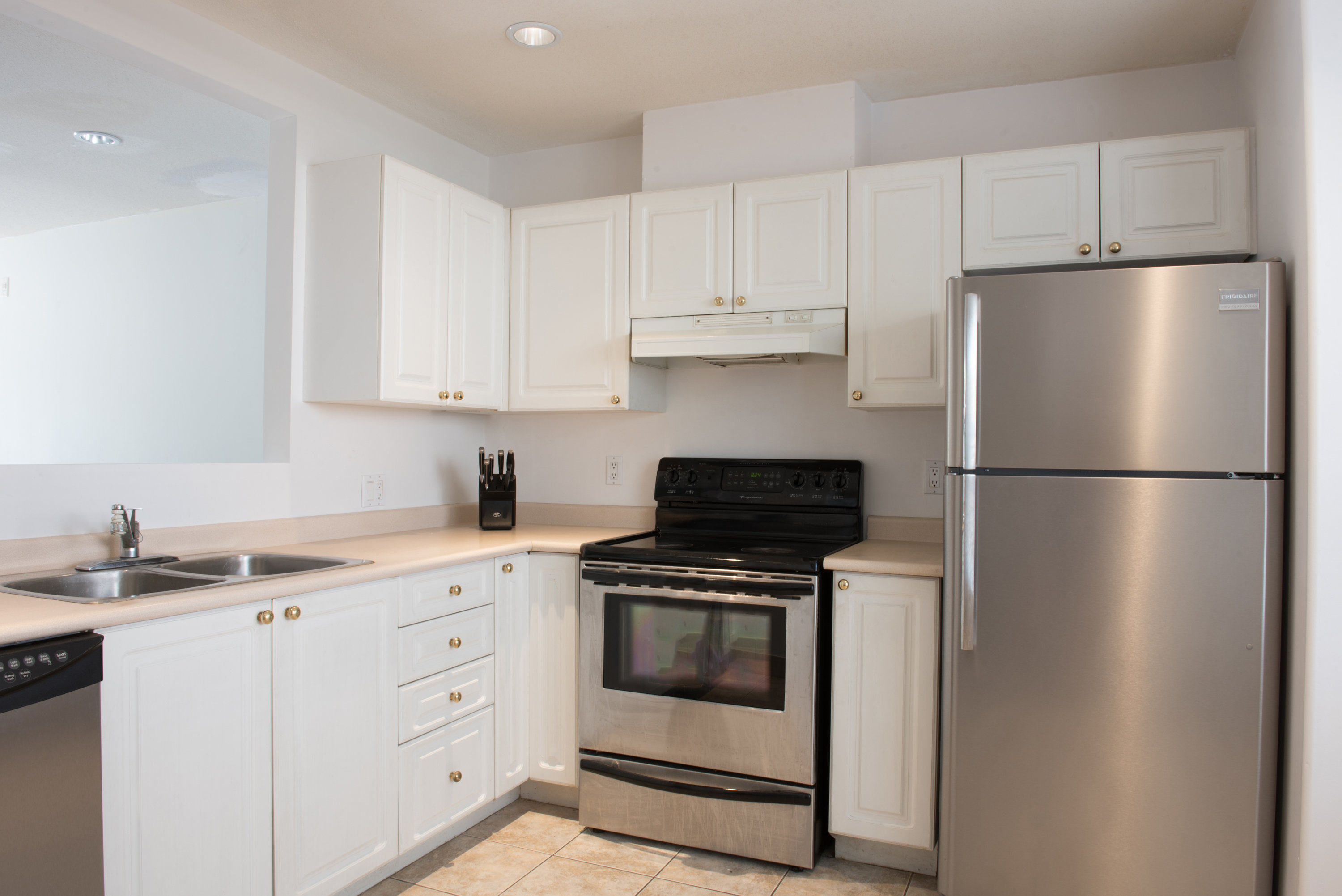 113 624 AGNES STREET, New Westminster, BC 8