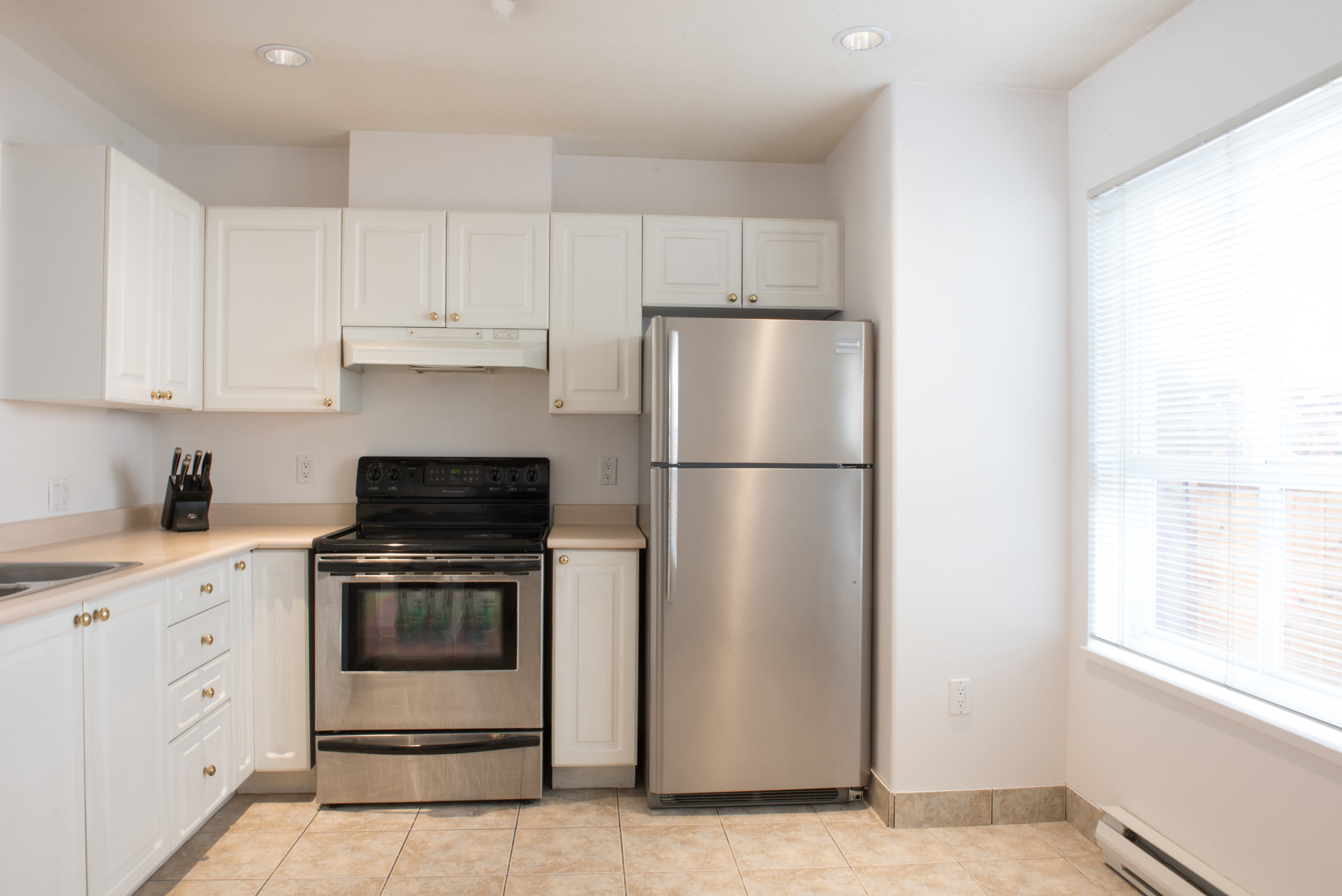 113 624 AGNES STREET, New Westminster, BC 10