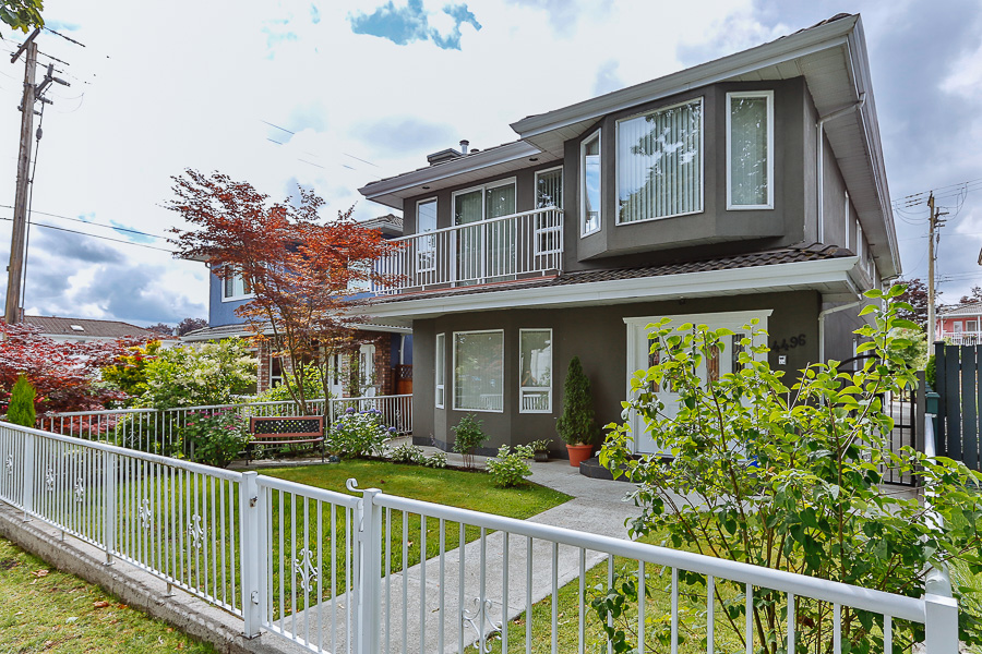 4496 PENDER STREET, Burnaby, BC V5C 2M7