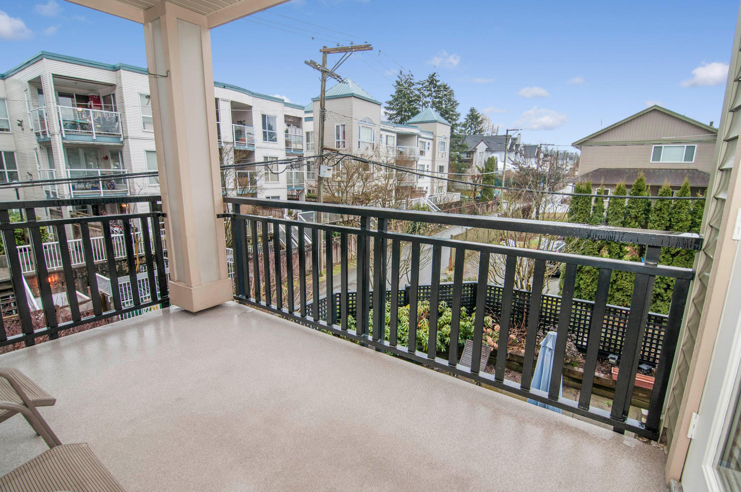 207 2342 WELCHER AVENUE, Port Coquitlam, BC 2