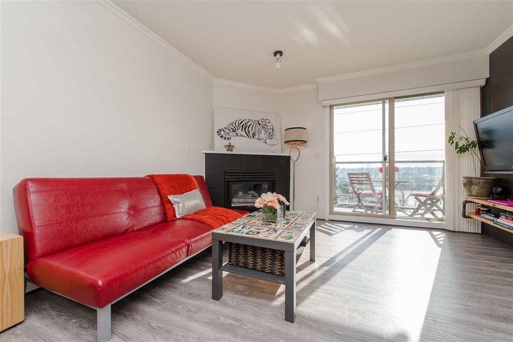 307 210 CARNARVON STREET, New Westminster, BC 7