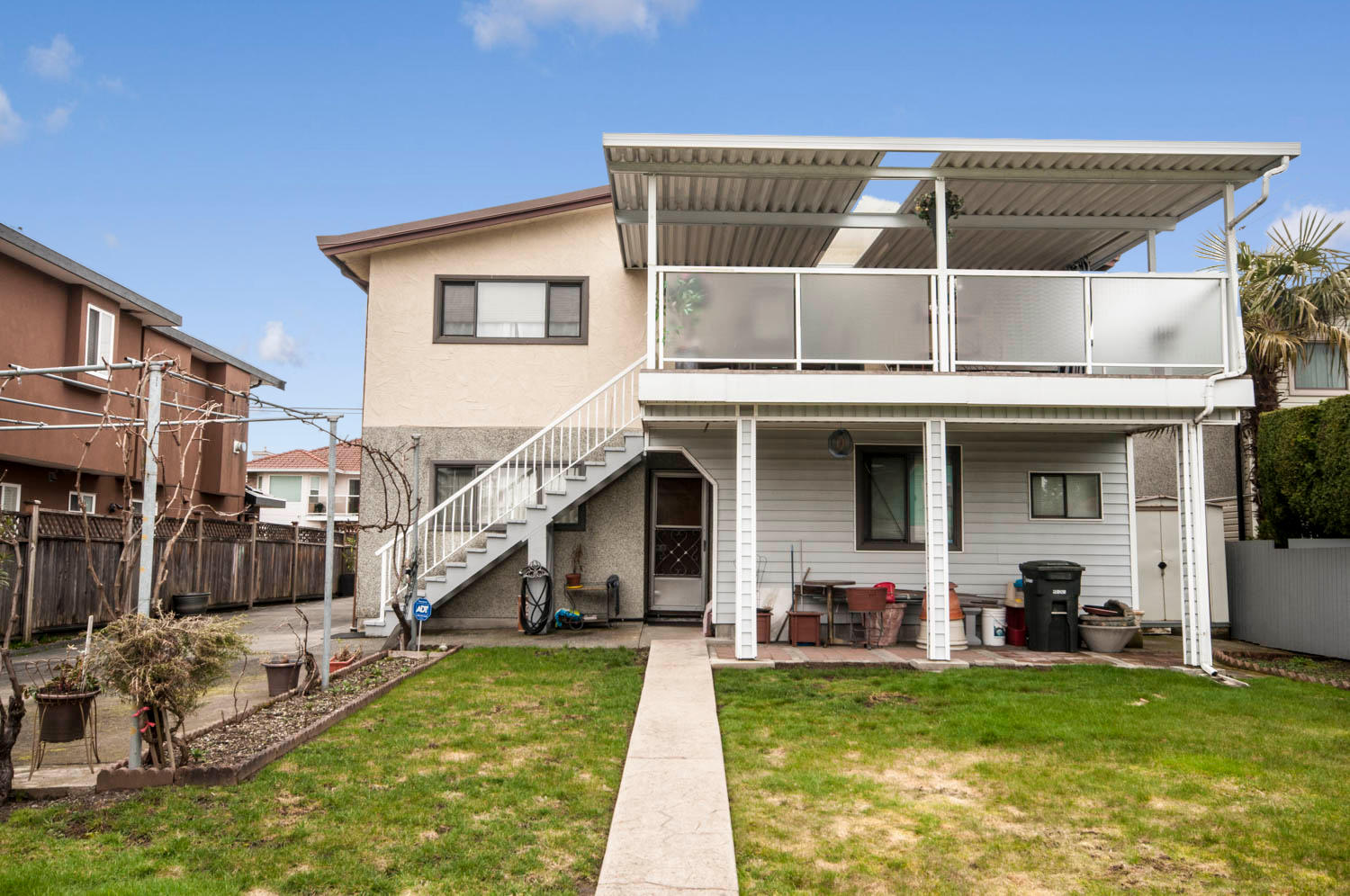8048 14TH AVENUE, Burnaby, BC 31