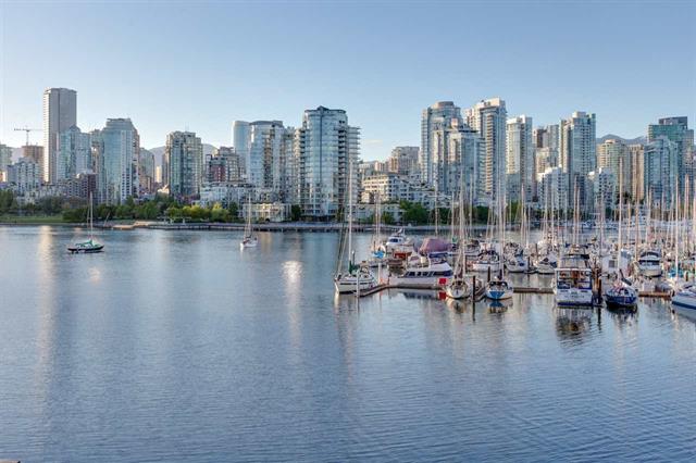 774 MILLBANK, Vancouver, BC V5Z 3Z3