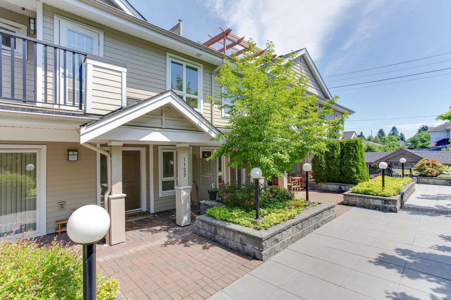1125 ST. ANDREWS AVENUE, North Vancouver, BC 3