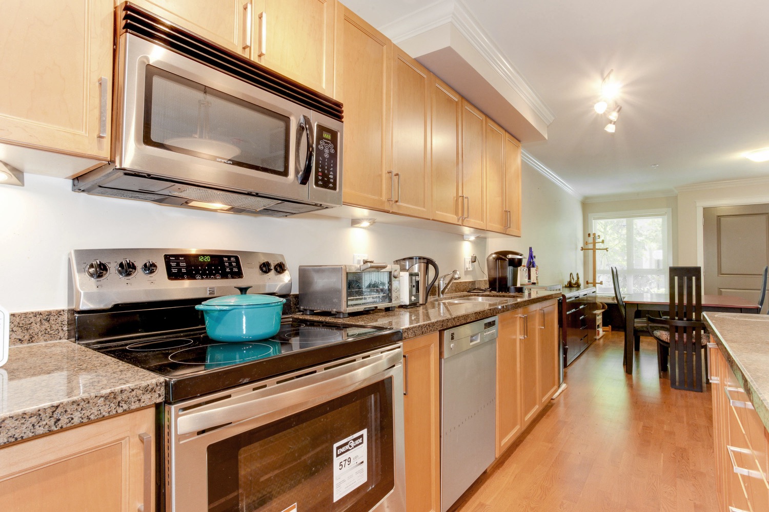 1125 ST. ANDREWS AVENUE, North Vancouver, BC 10