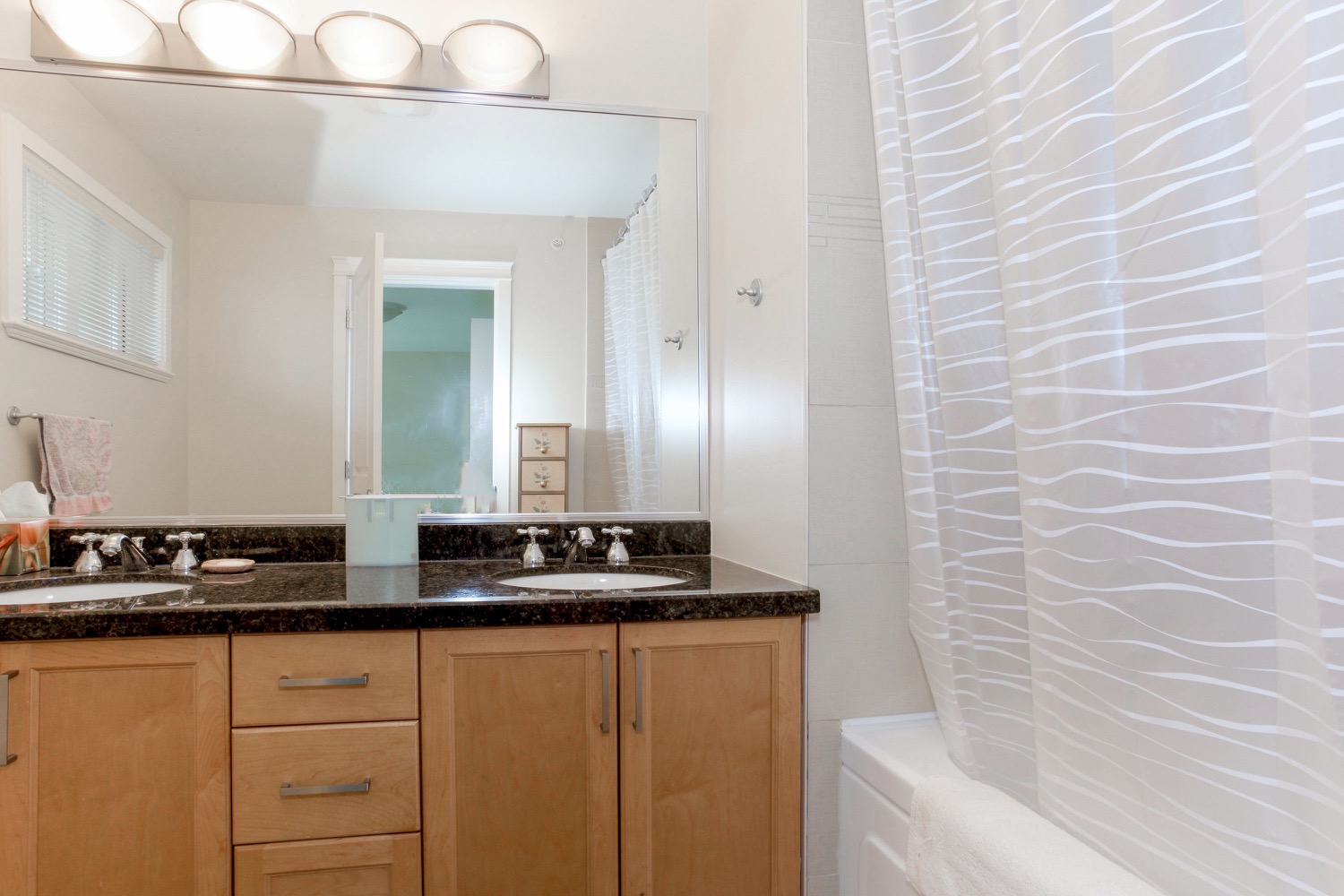 1125 ST. ANDREWS AVENUE, North Vancouver, BC 17
