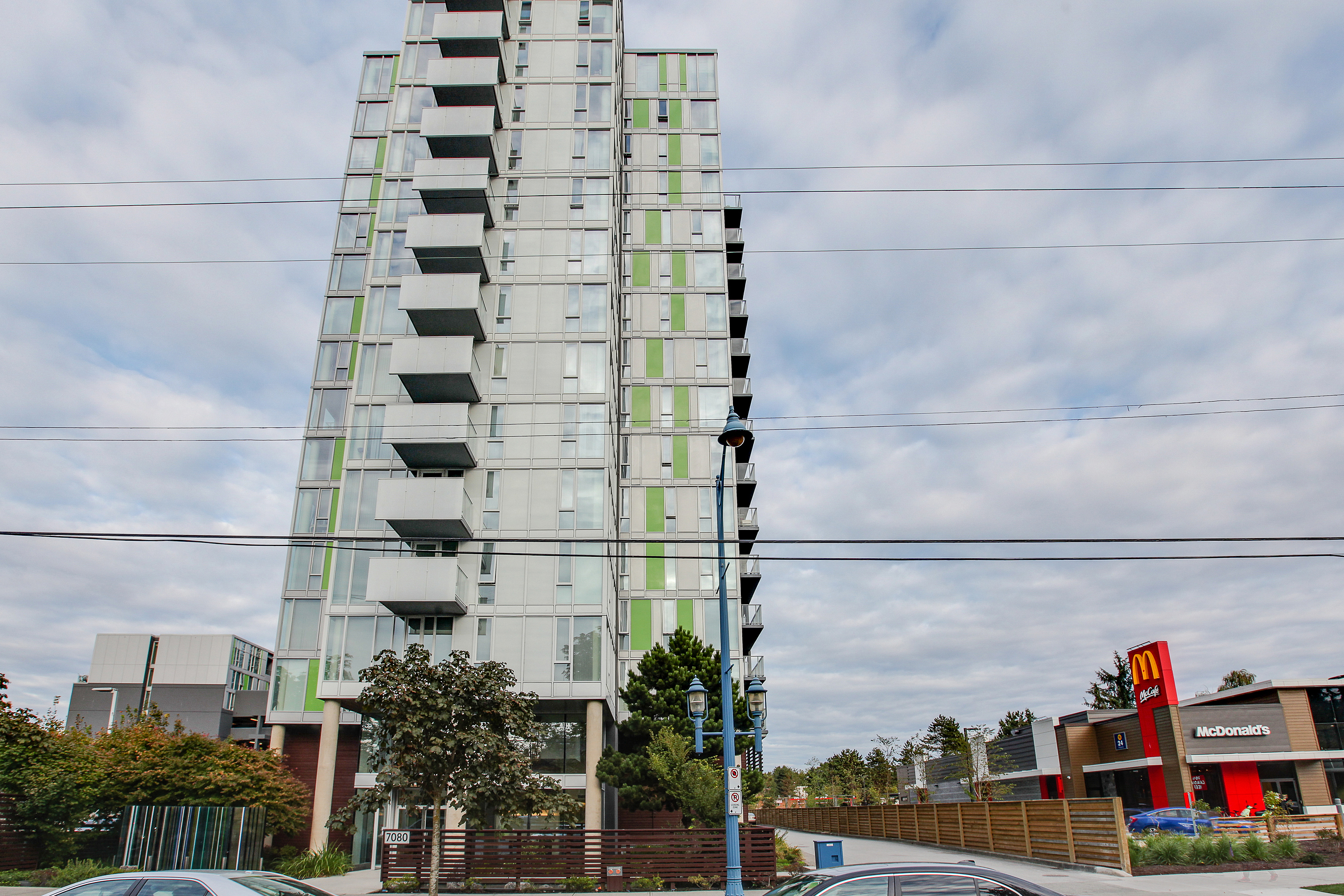 1306-7080 No 3 Road Road Richmond 3