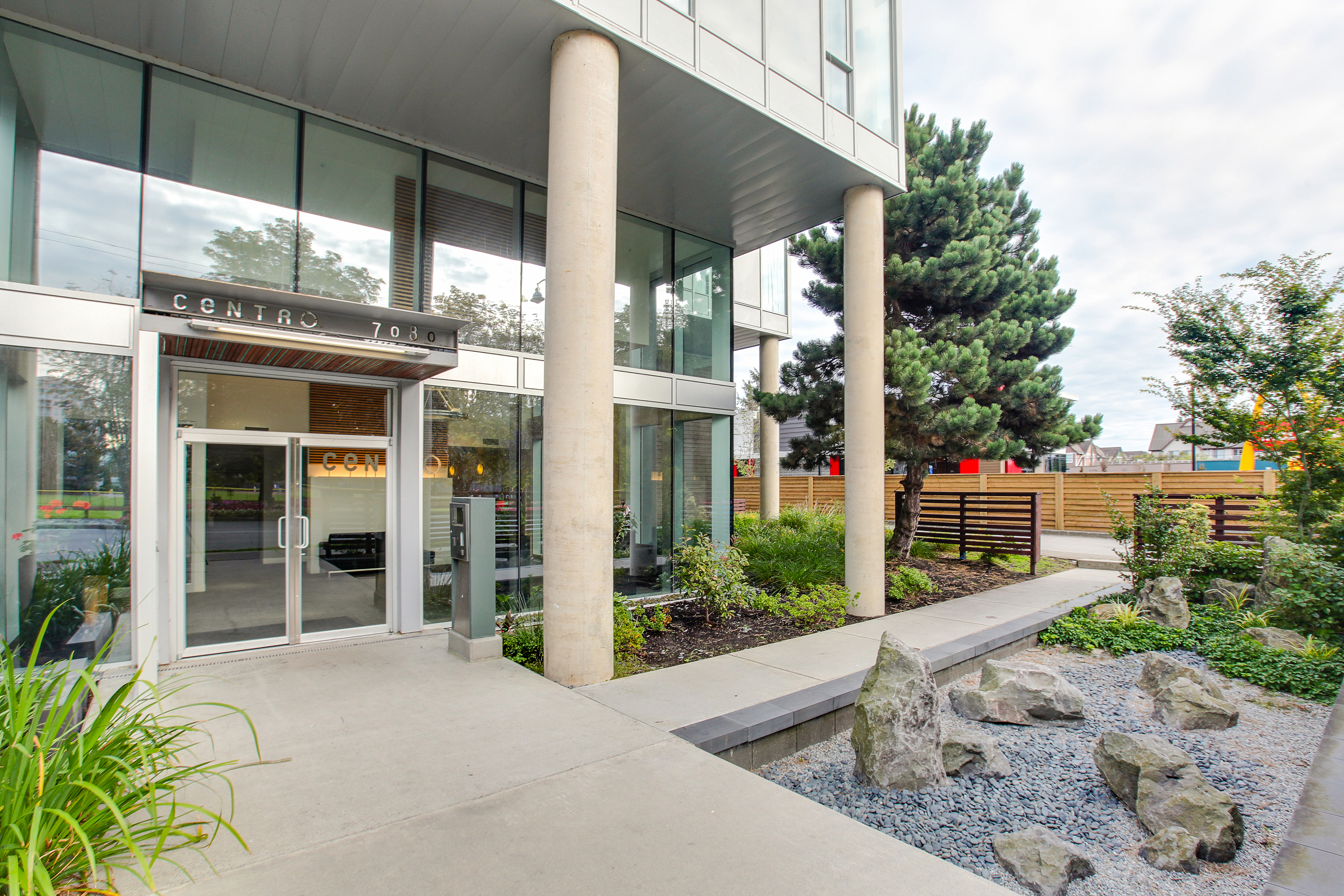 1306-7080 No 3 Road Road Richmond 6