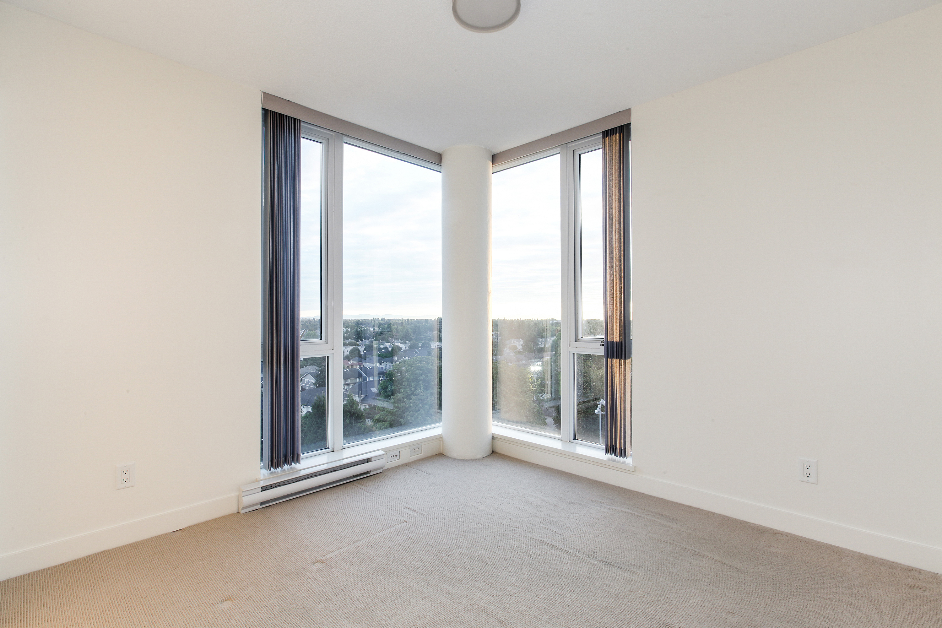1306-7080 No 3 Road Road Richmond 20
