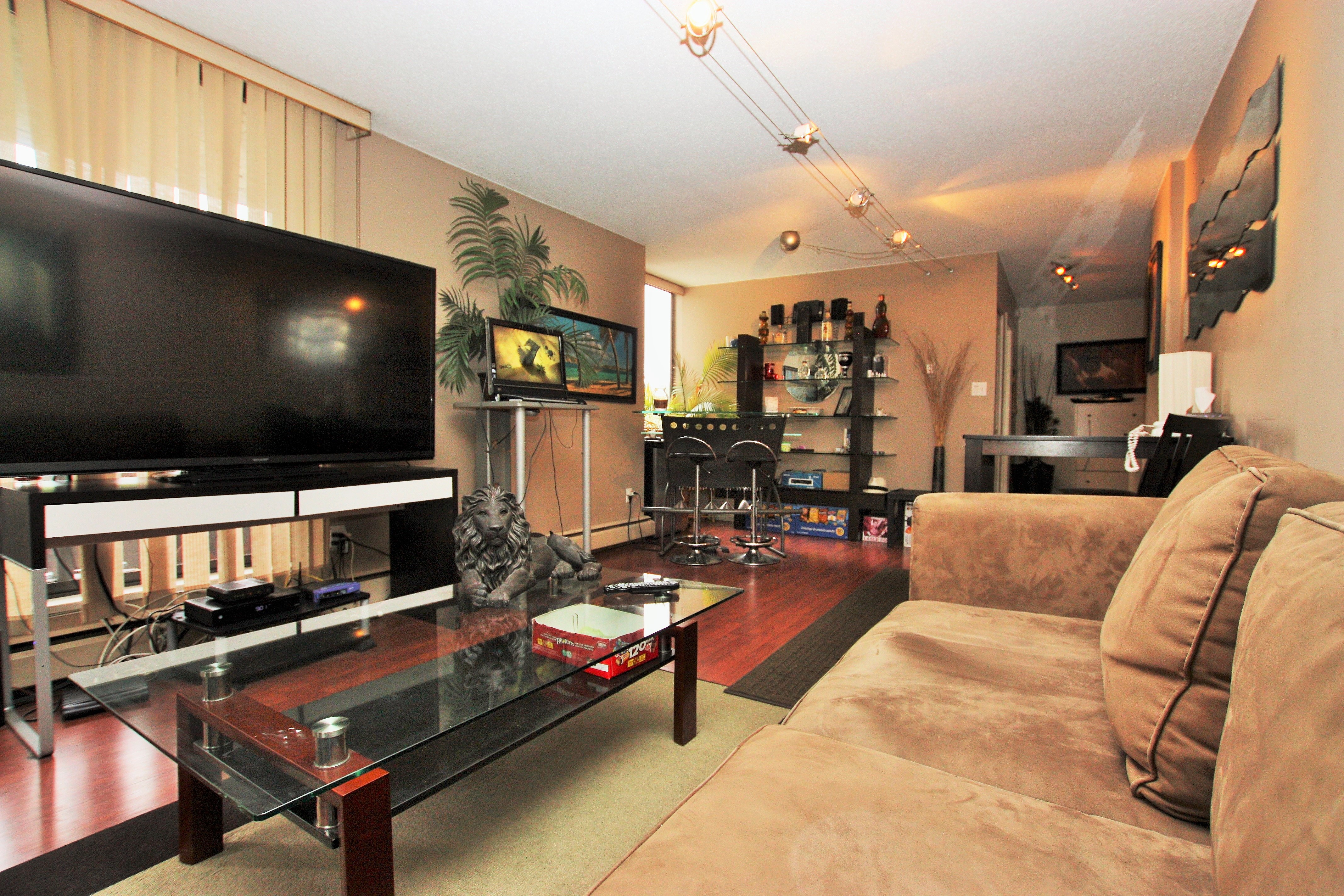 502 3771 BARTLETT COURT, Burnaby, BC 6