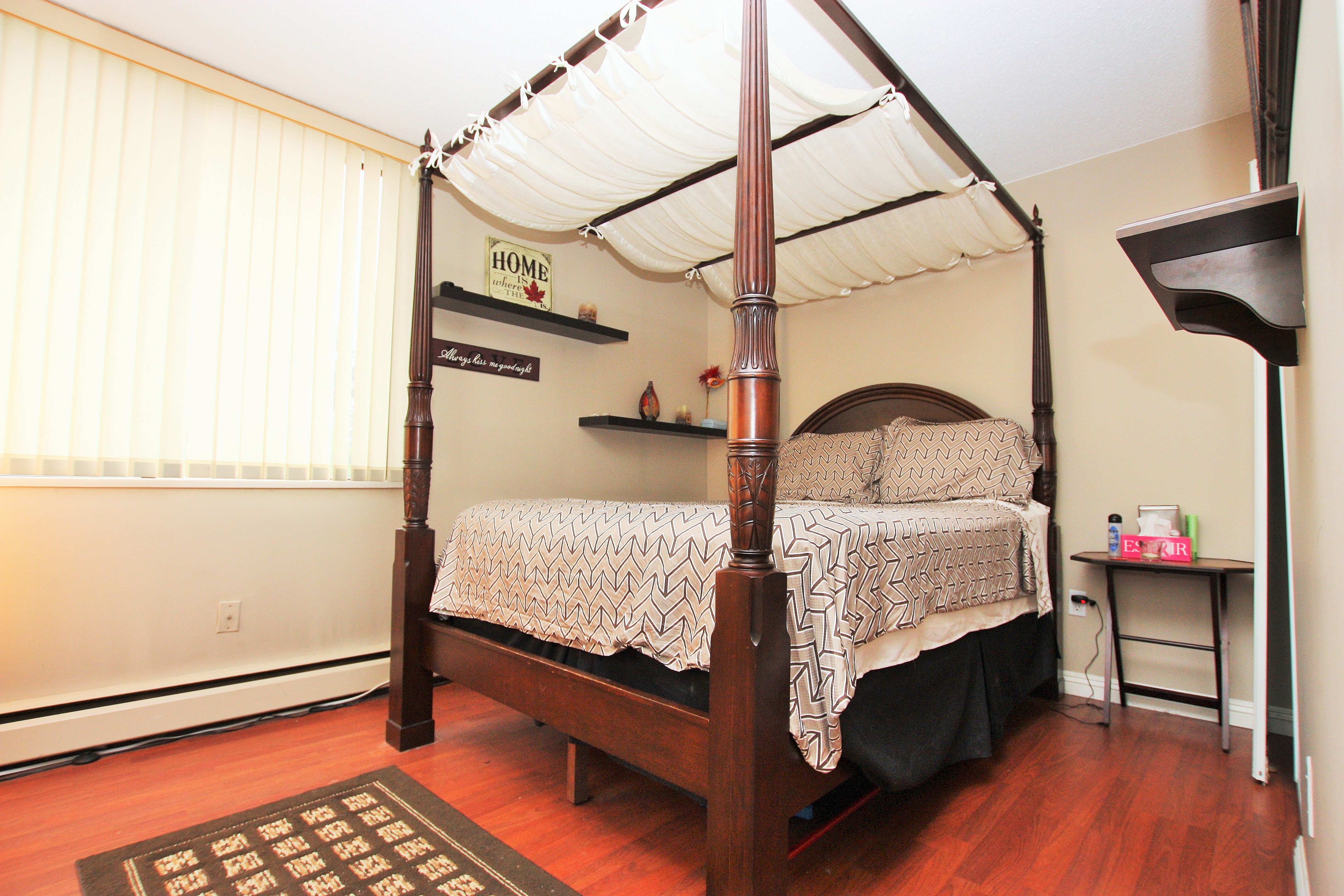 502 3771 BARTLETT COURT, Burnaby, BC 12