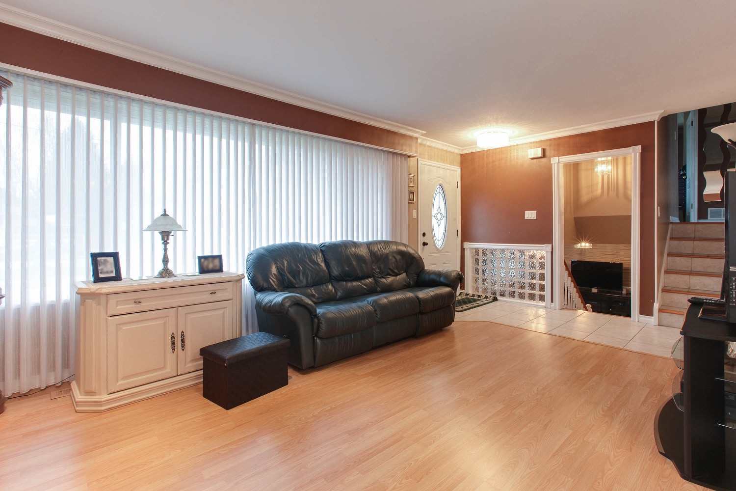 1225 Sperling Avenue Burnaby 11