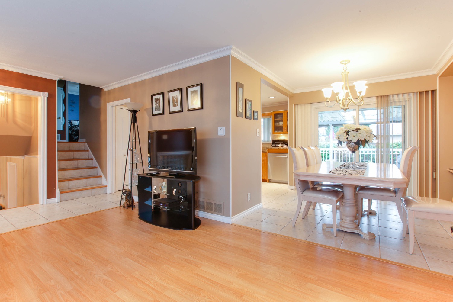 1225 Sperling Avenue Burnaby 12