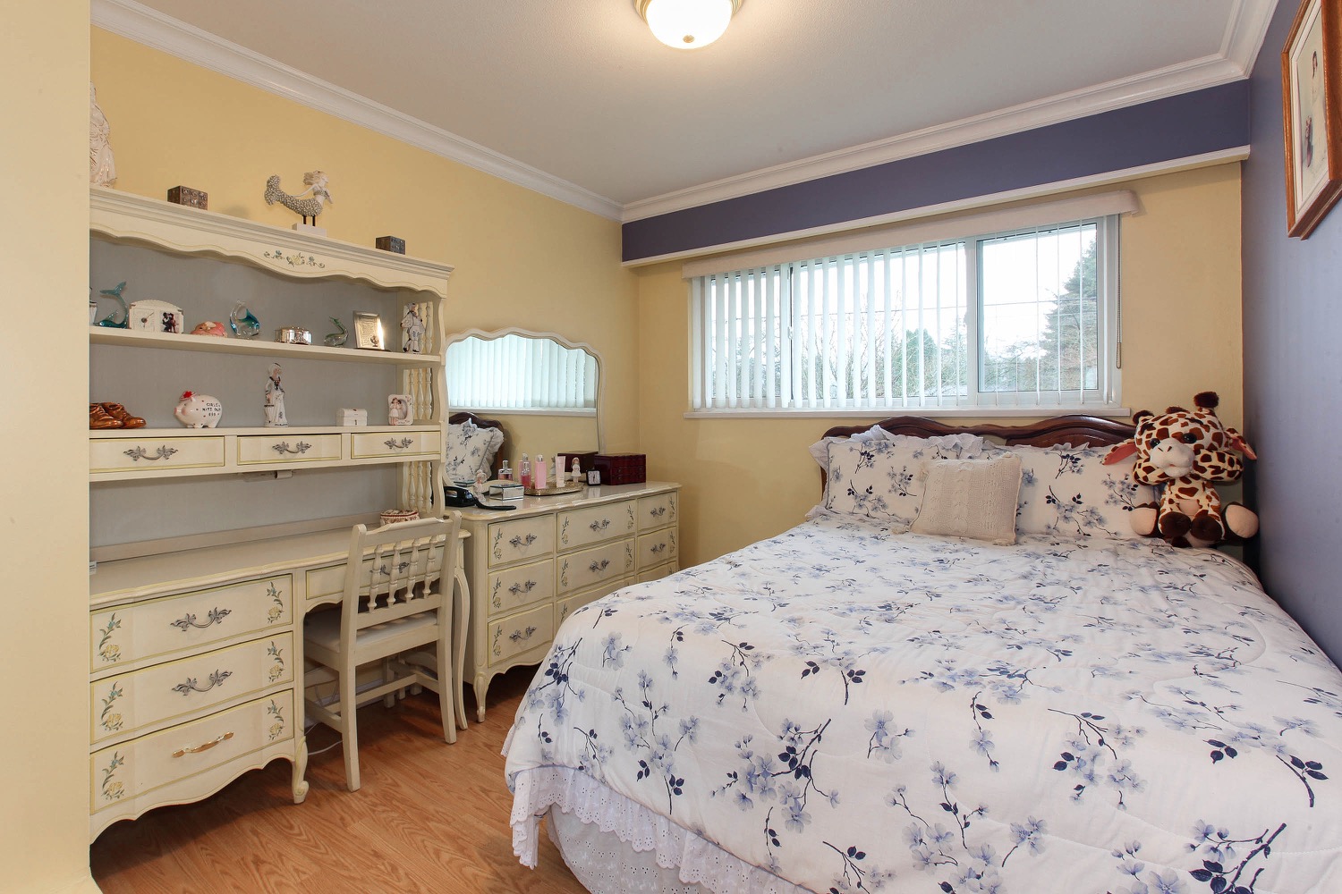 1225 Sperling Avenue Burnaby 13