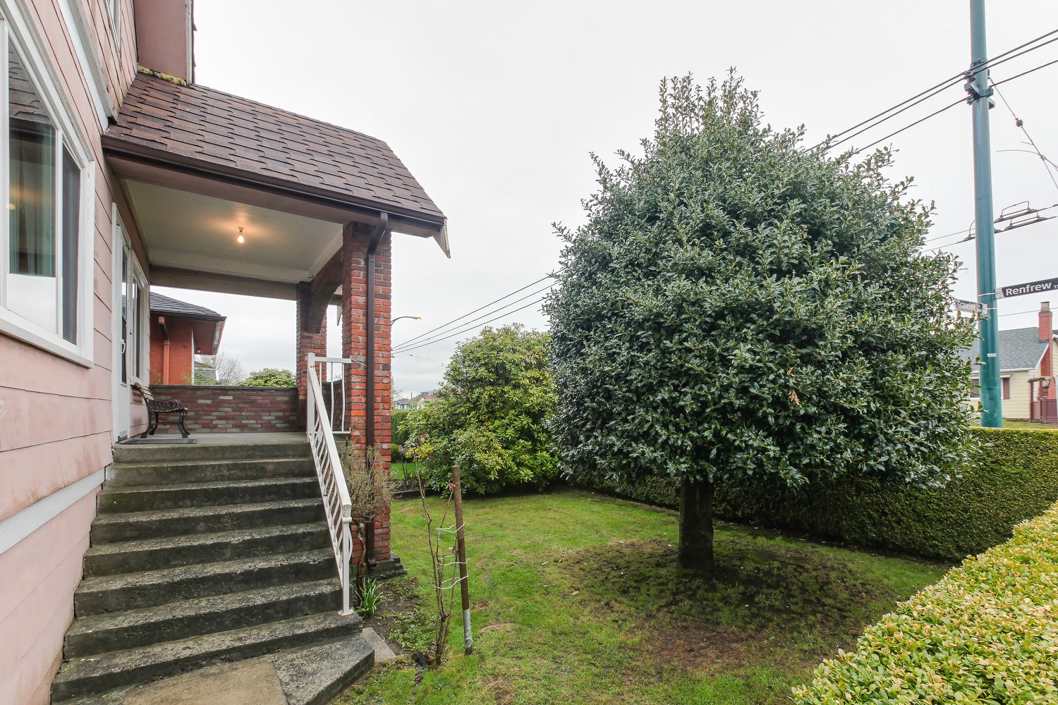 1595 Renfrew Street Vancouver 4