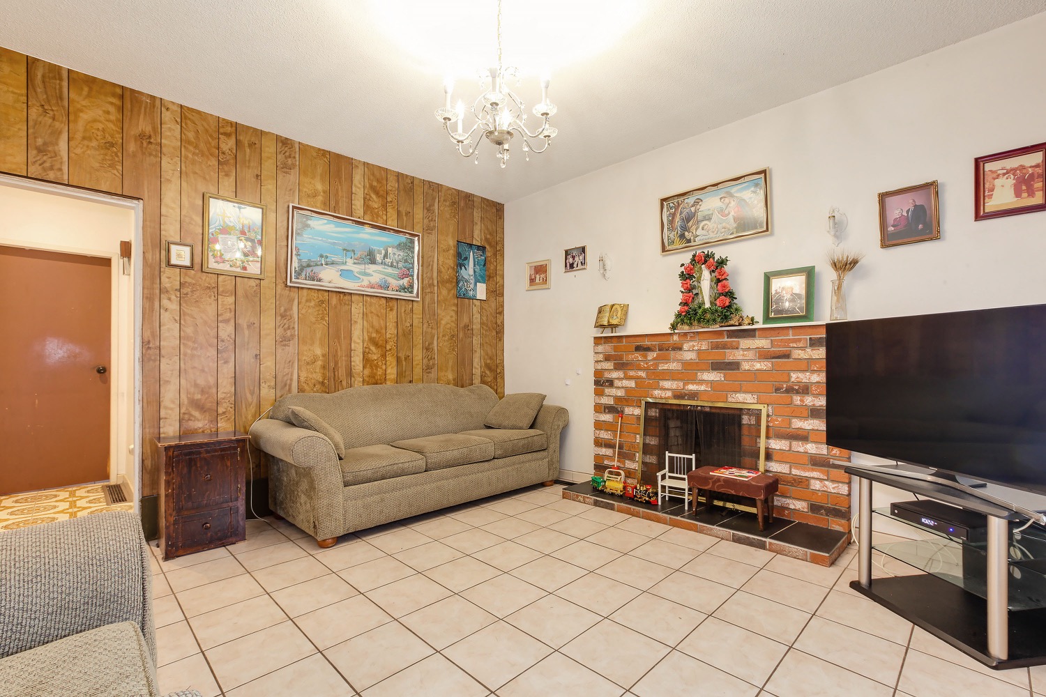 1595 Renfrew Street Vancouver 5