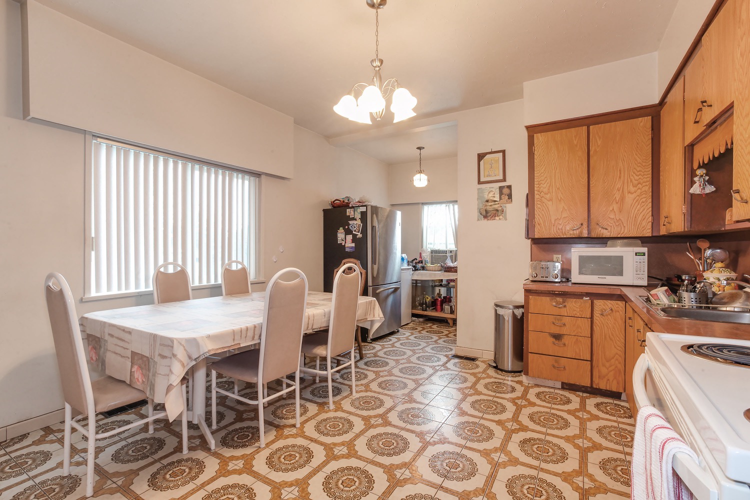 1595 Renfrew Street Vancouver 12