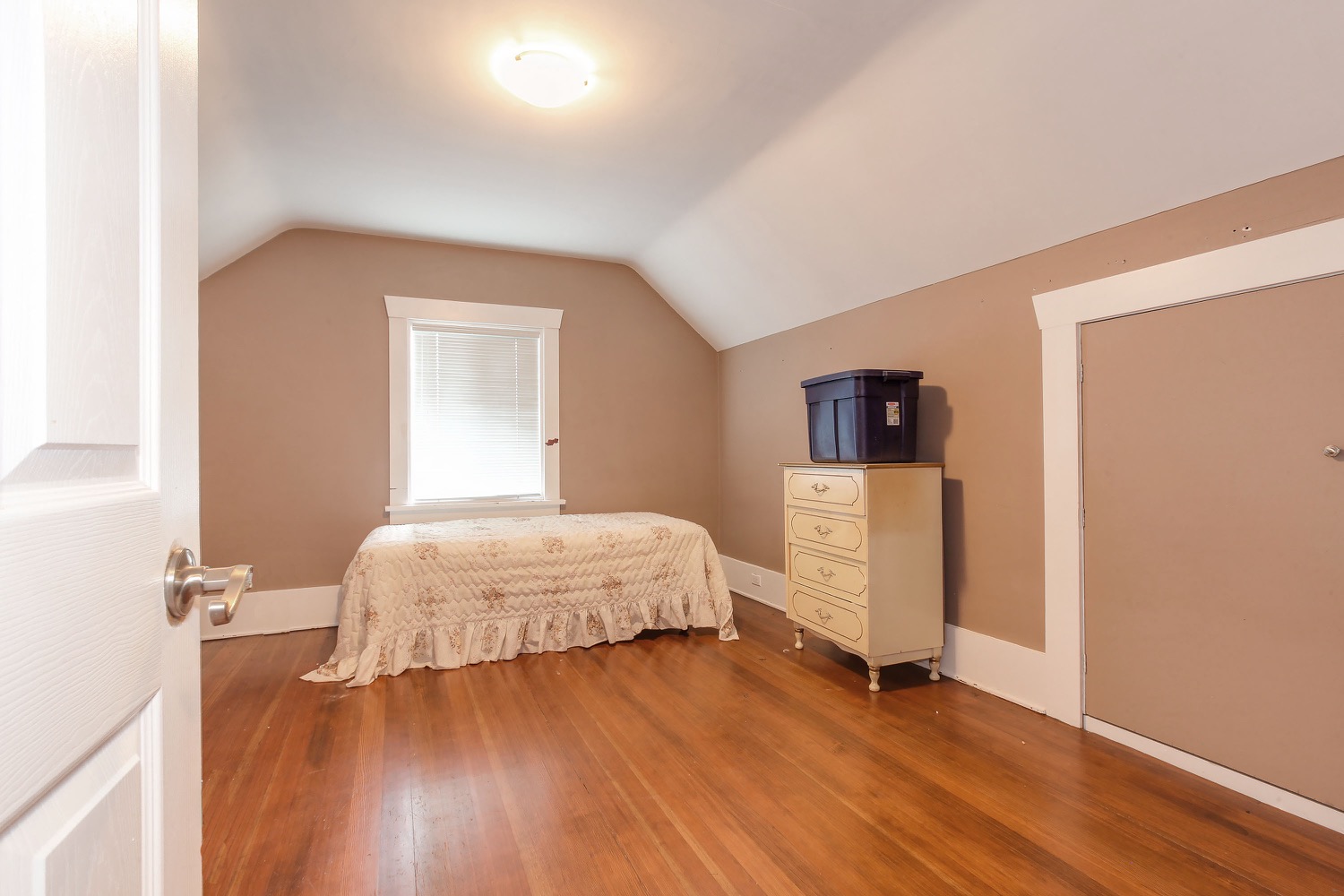 1595 Renfrew Street Vancouver 16