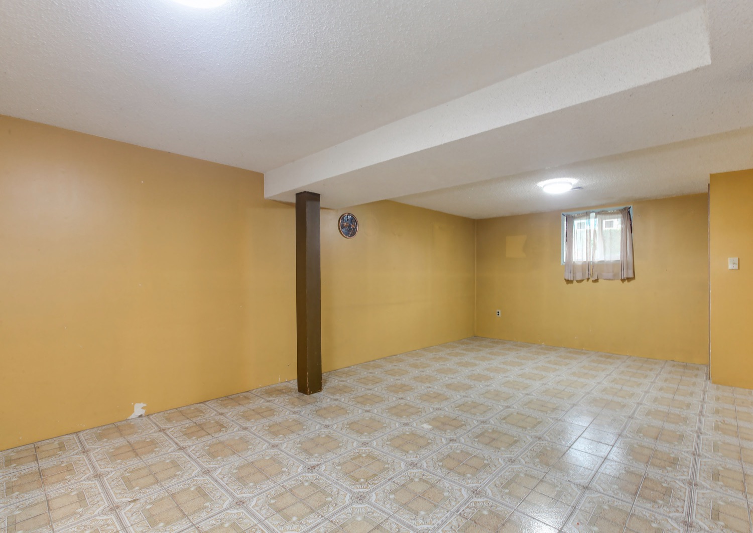 1595 Renfrew Street Vancouver 22