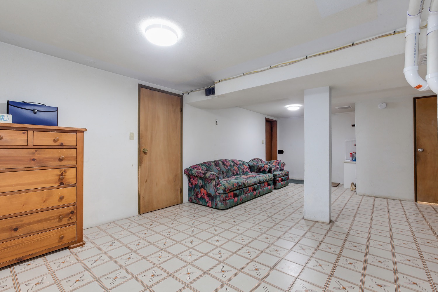 1595 Renfrew Street Vancouver 21