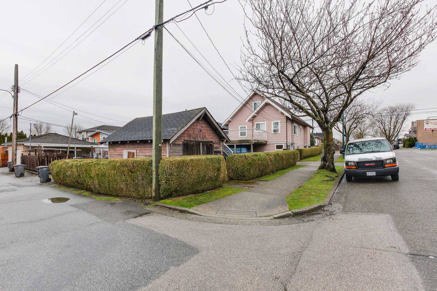 1595 Renfrew Street Vancouver 27