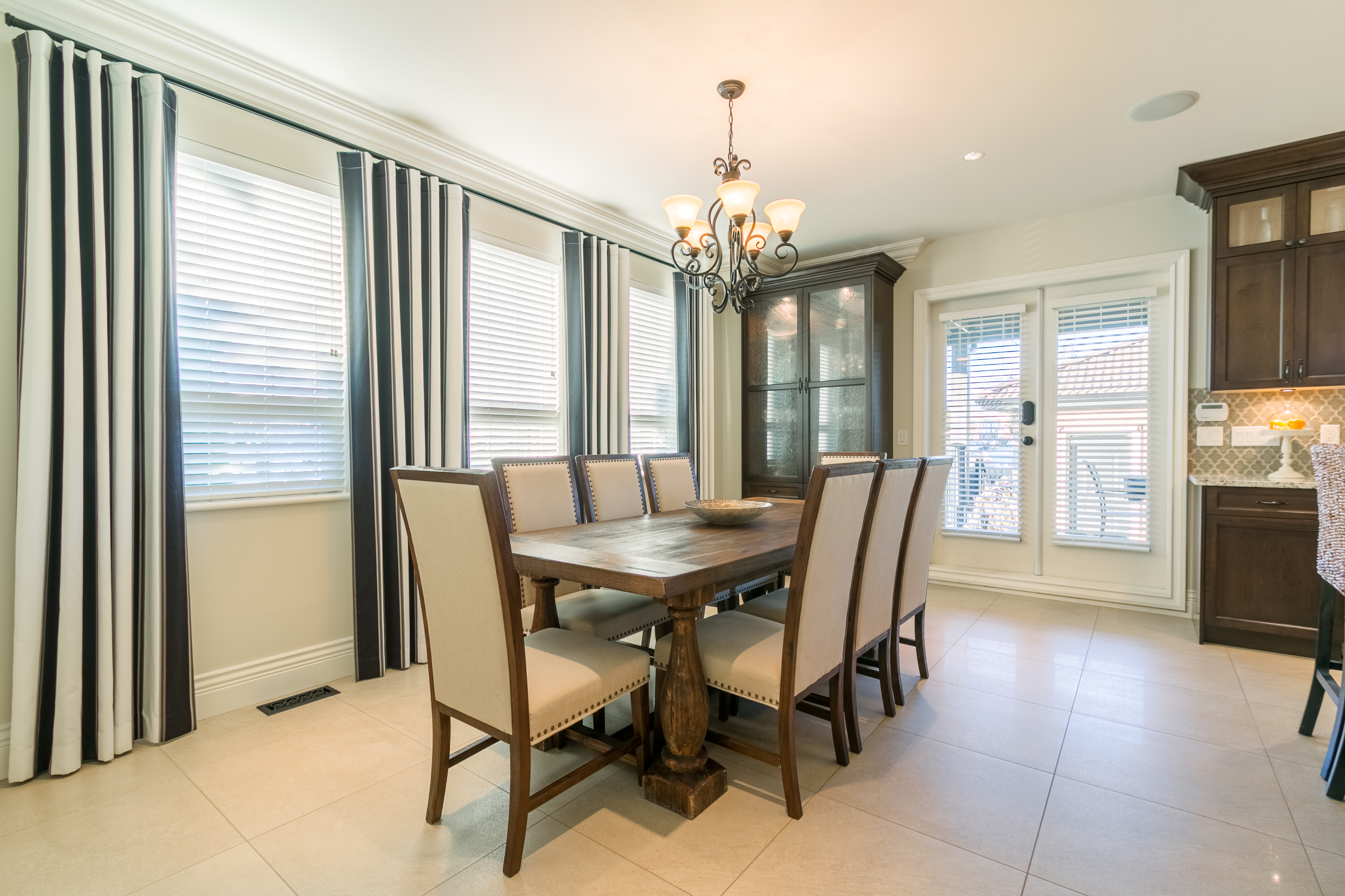 690 Madison Avenue Burnaby 15