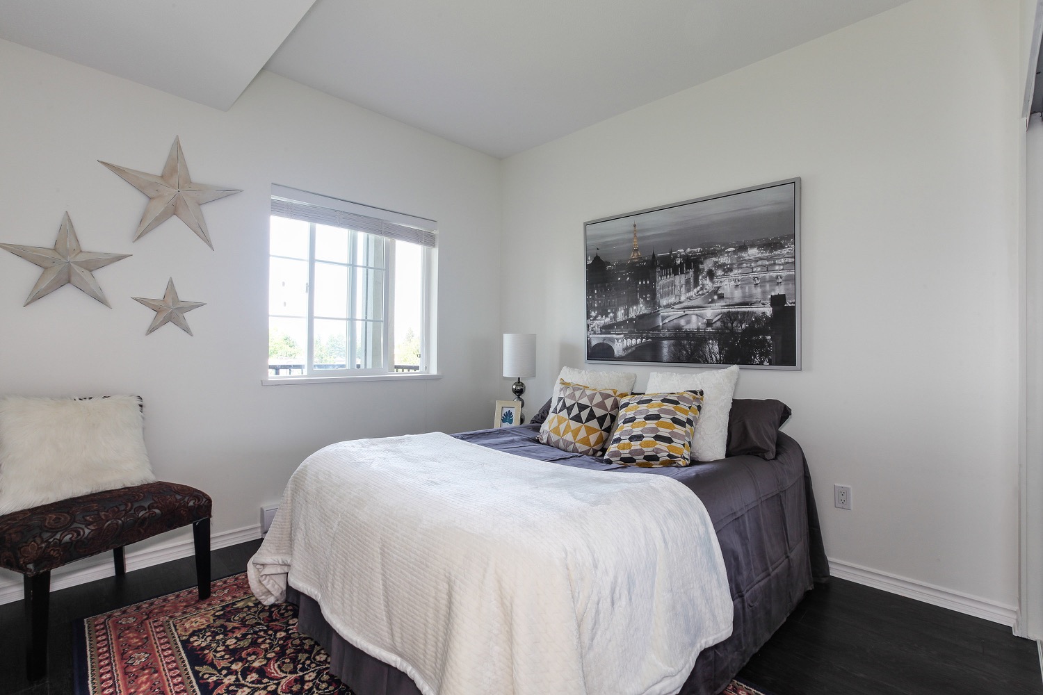 405-14877 100th Avenue Surrey 13