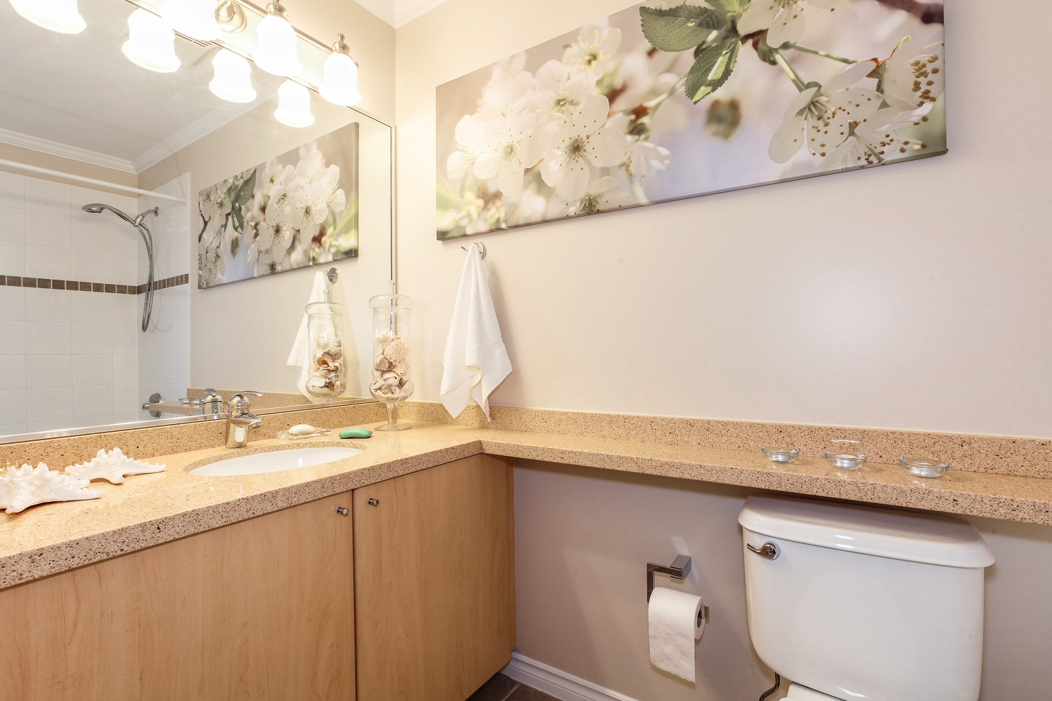 405-14877 100th Avenue Surrey 15