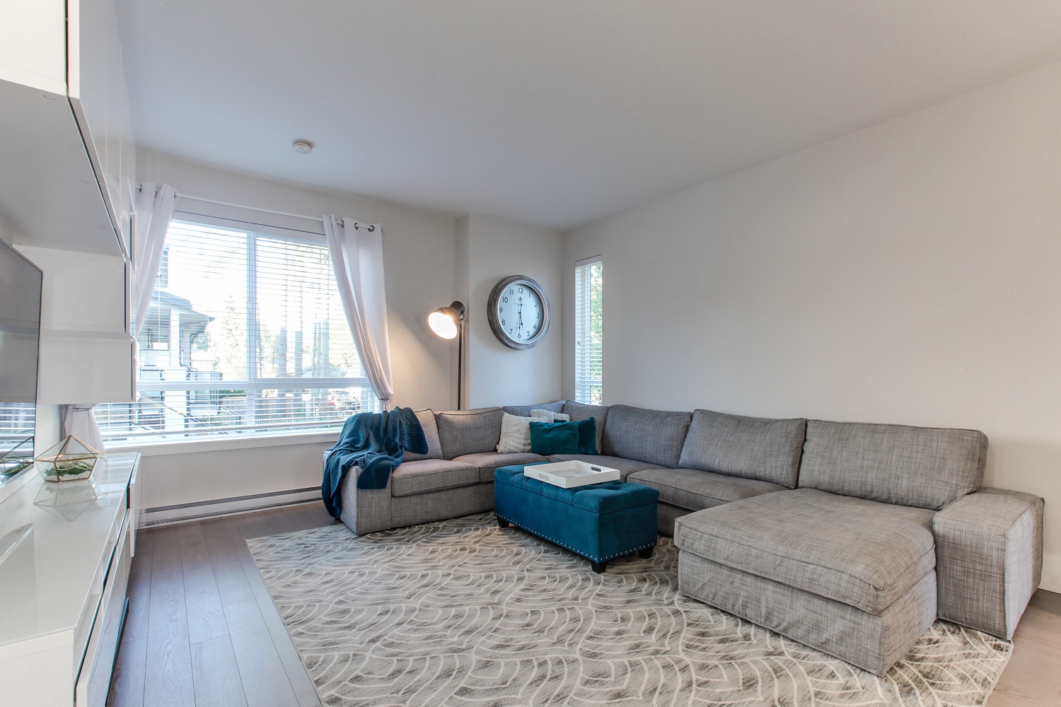 5-2139 Prairie Avenue 6