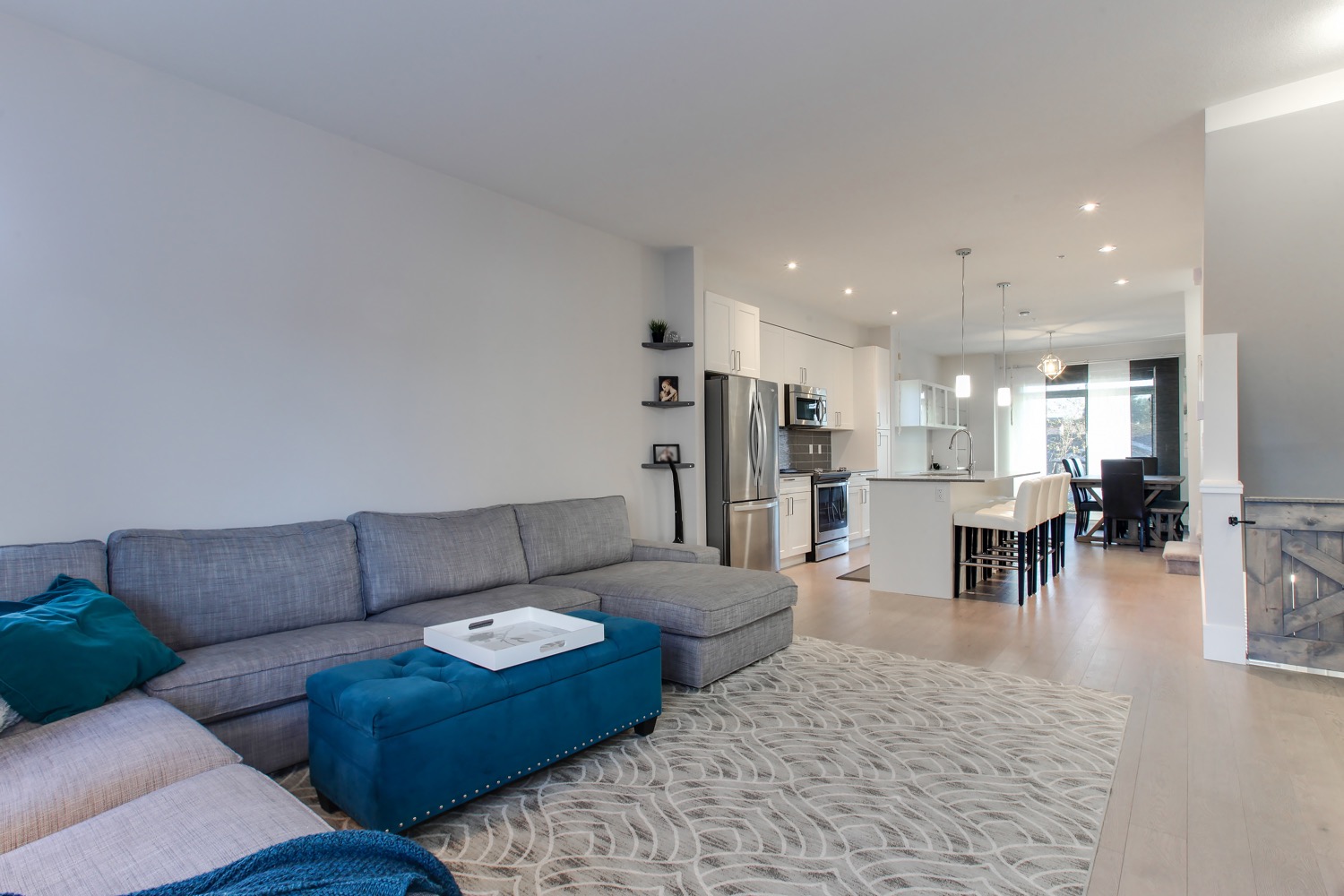 5-2139 Prairie Avenue 7