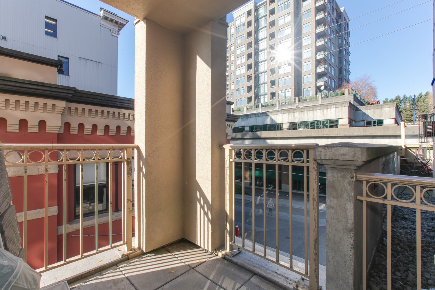 405-680 Clarkson Street New Westminster 14