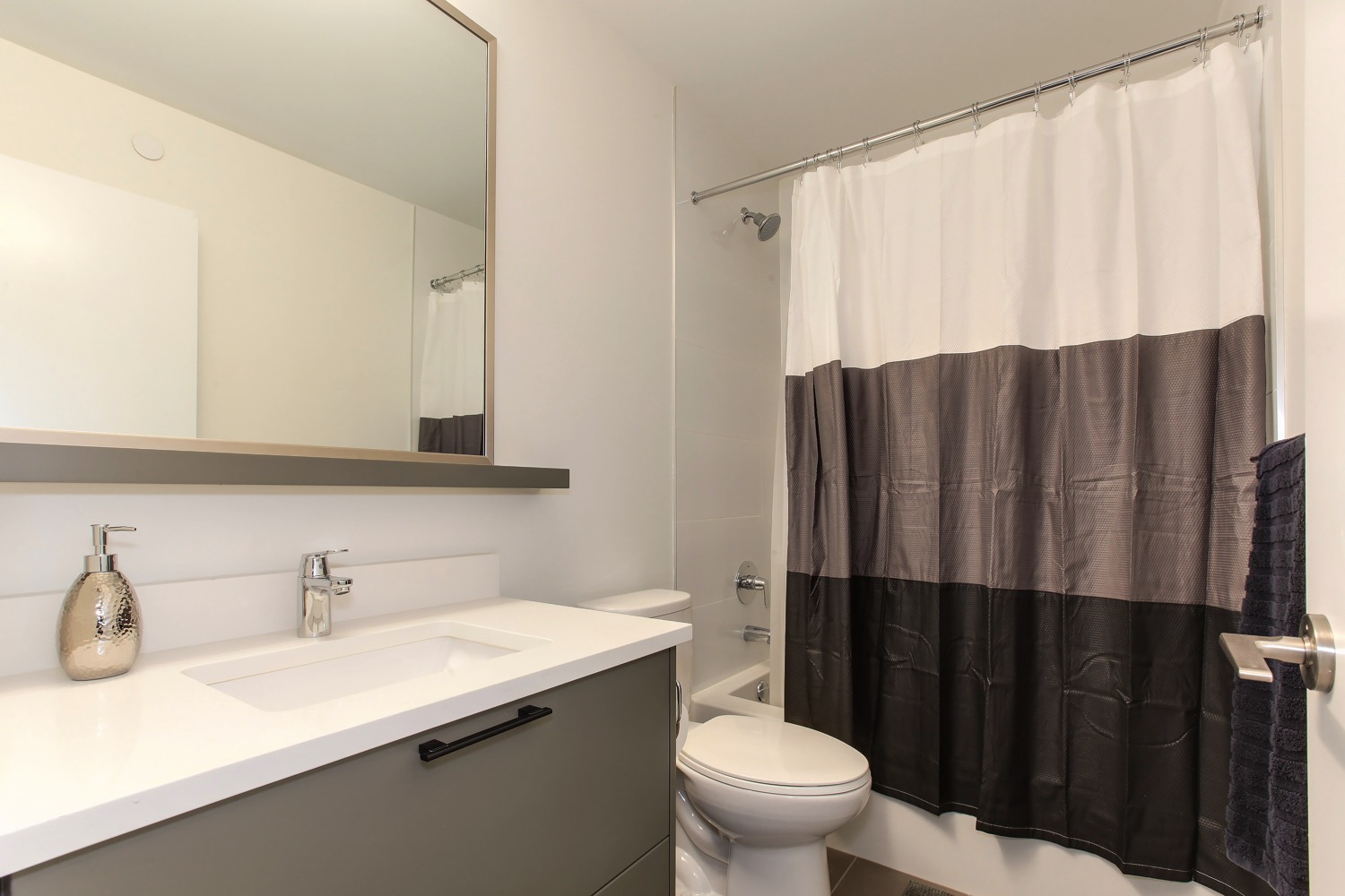 13-22810 113 Avenue Maple Ridge 20