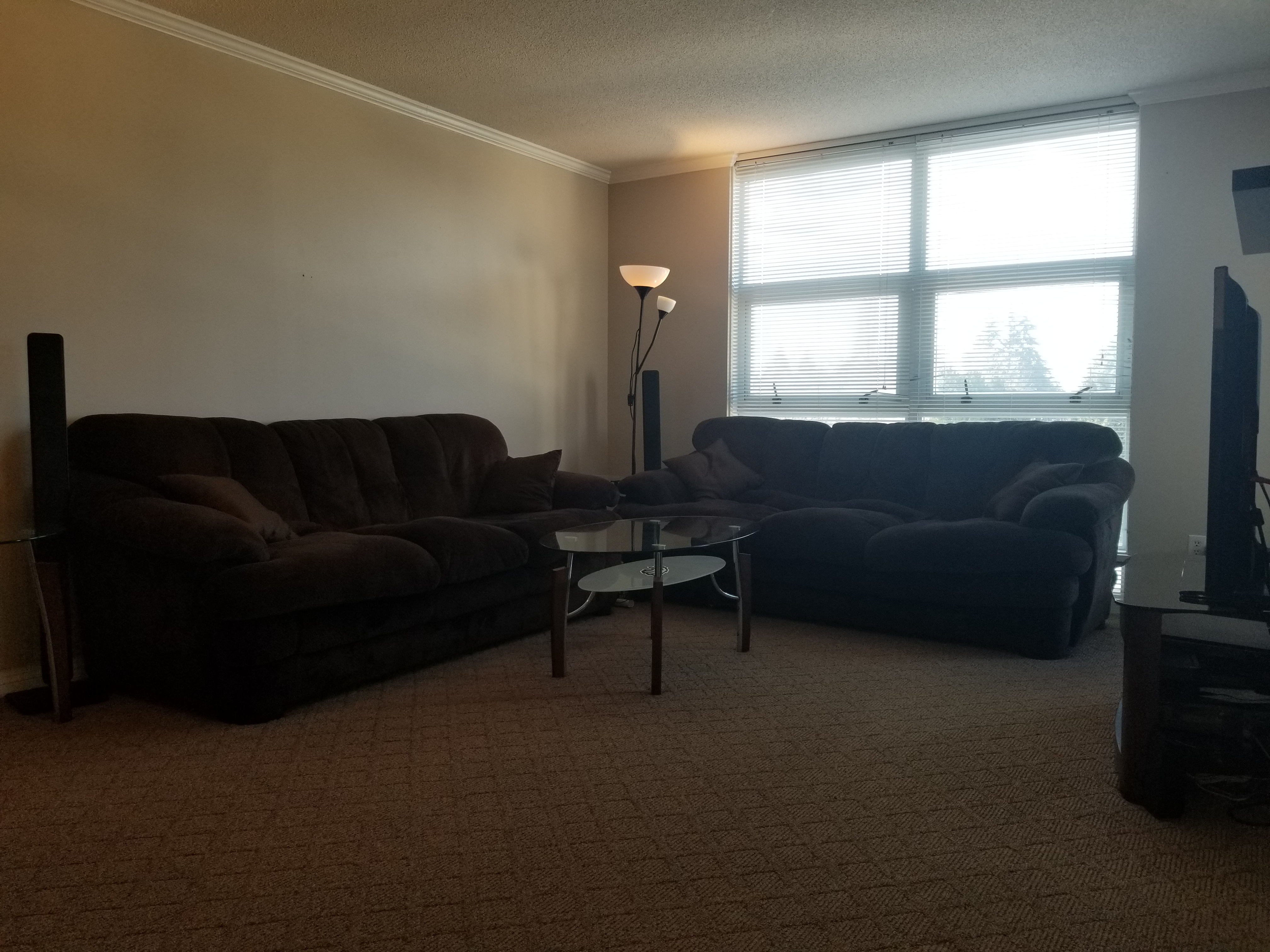 601 10523 UNIVERSITY DRIVE Surrey, BC 9