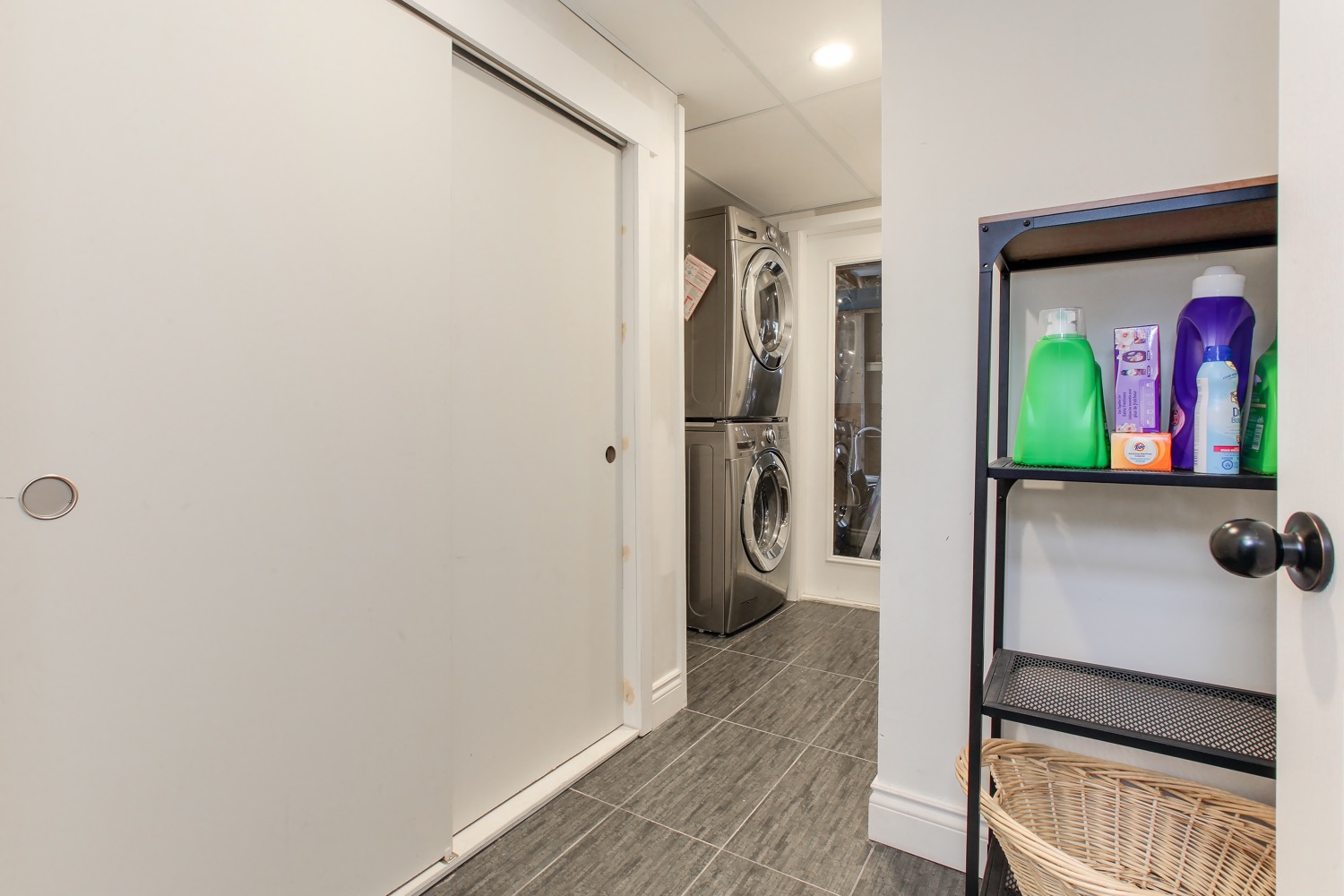 937 Osprey Place Port Coquitlam 24