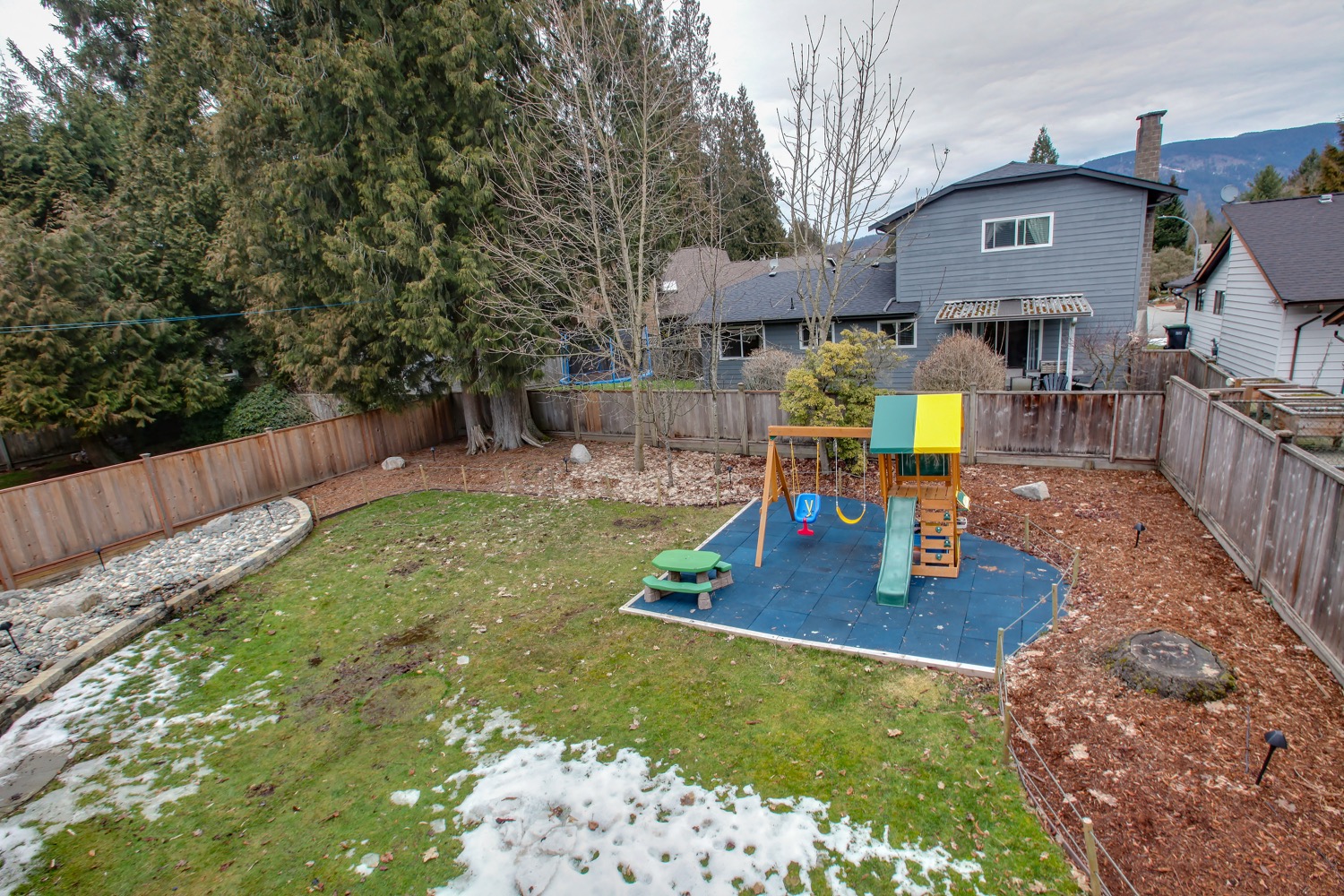 937 Osprey Place Port Coquitlam 31