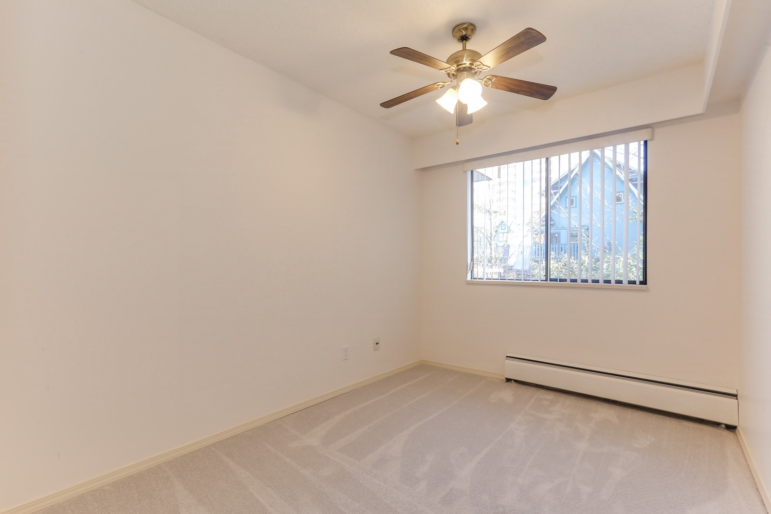 425 ASH STREET 13
