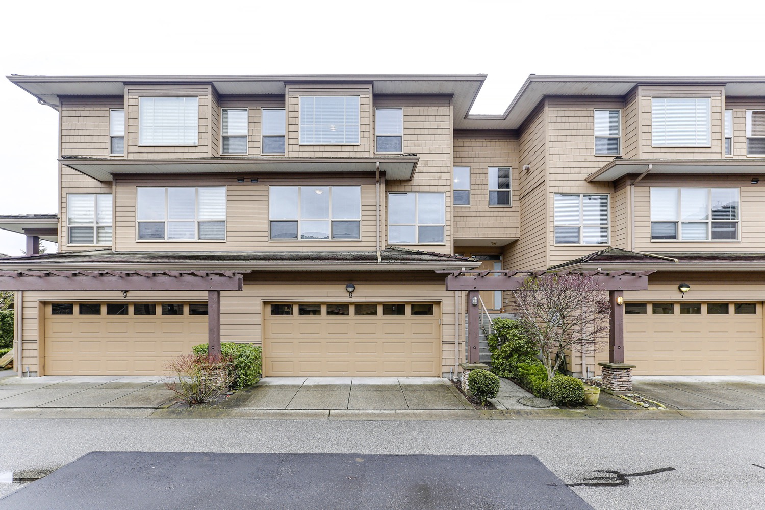 8-16655 64 Avenue Surrey 2