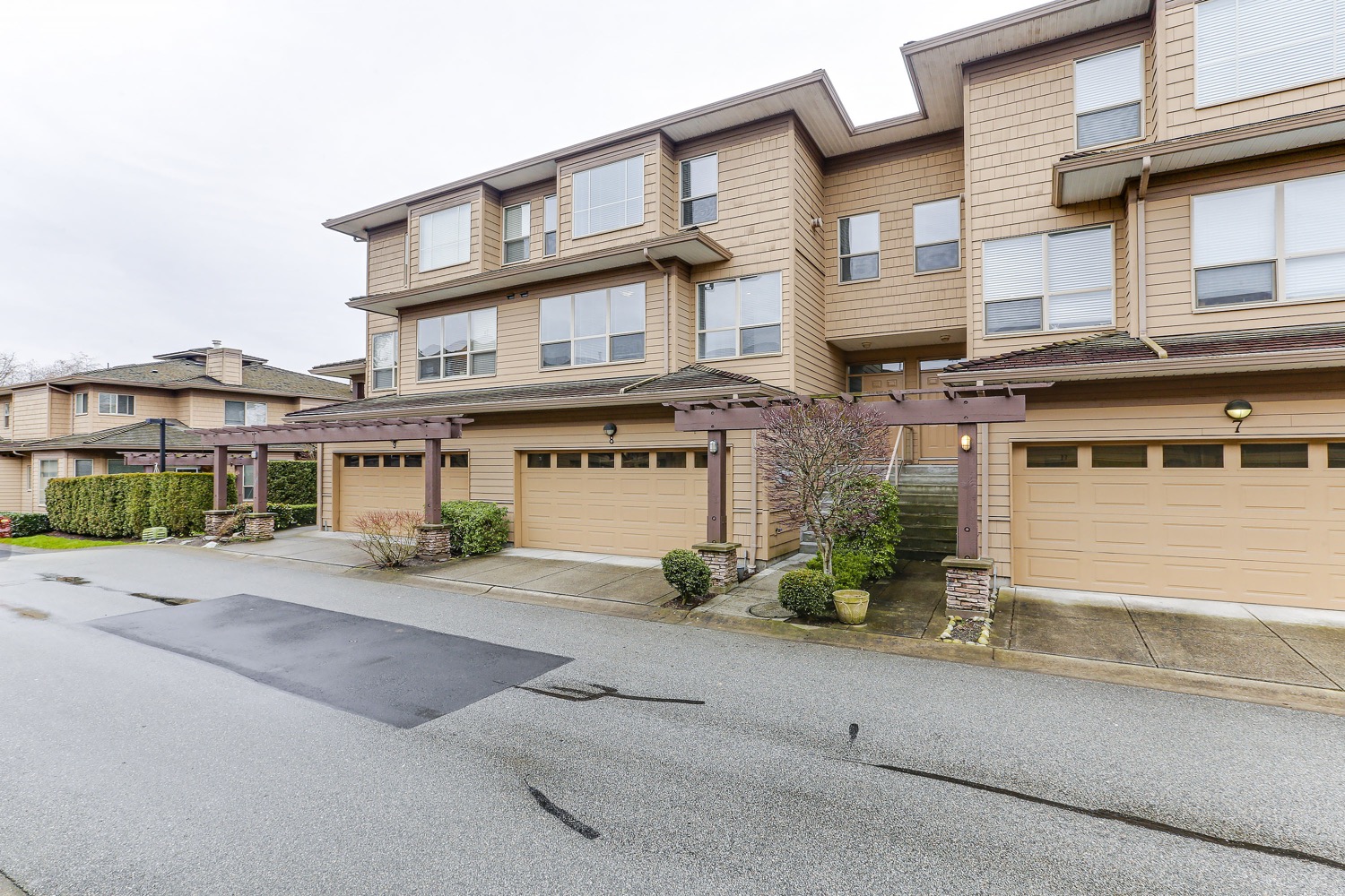 8-16655 64 Avenue Surrey 3