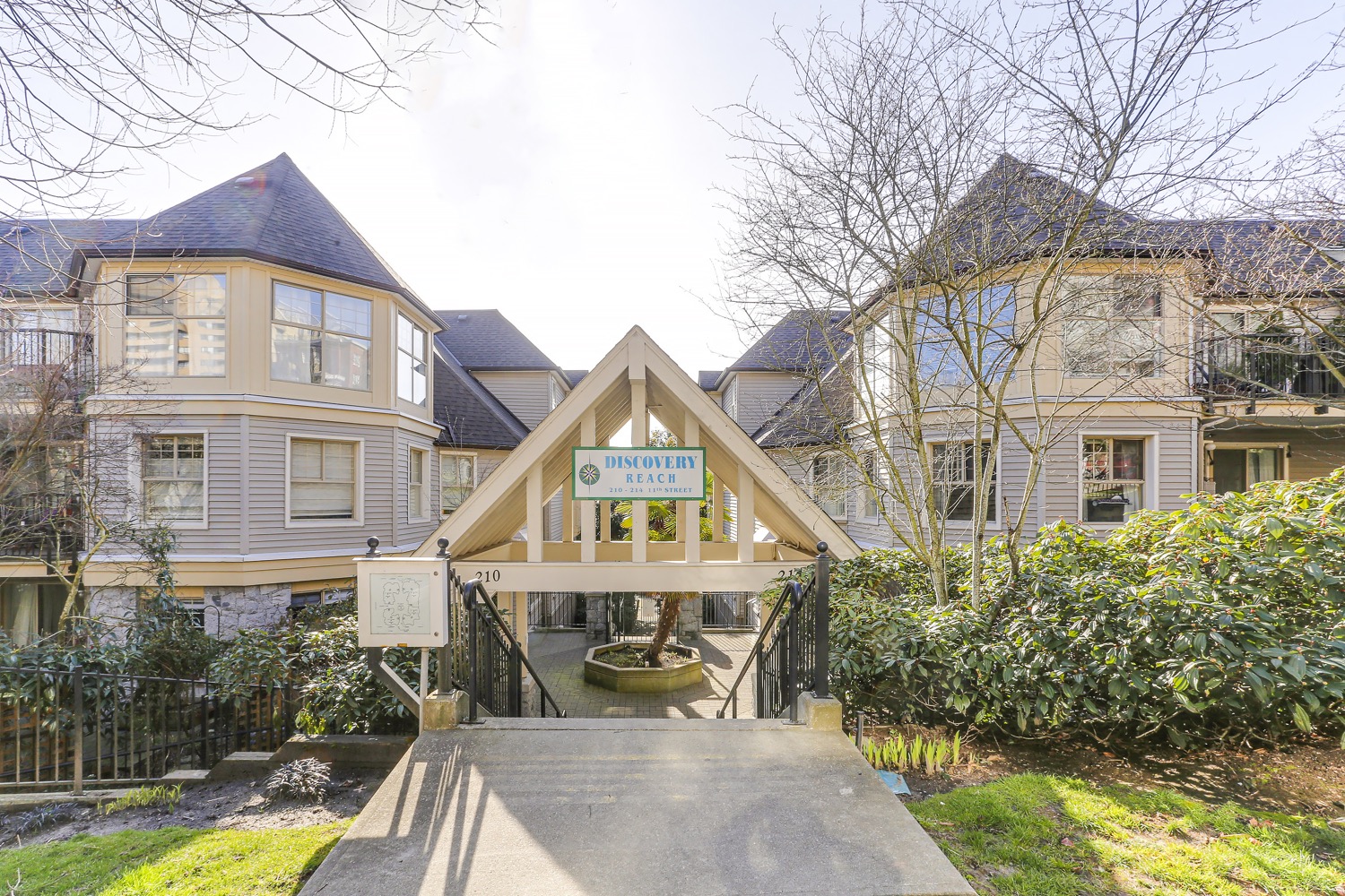 501 - 214 ELEVENTH STREET, NEW WESTMINSTER